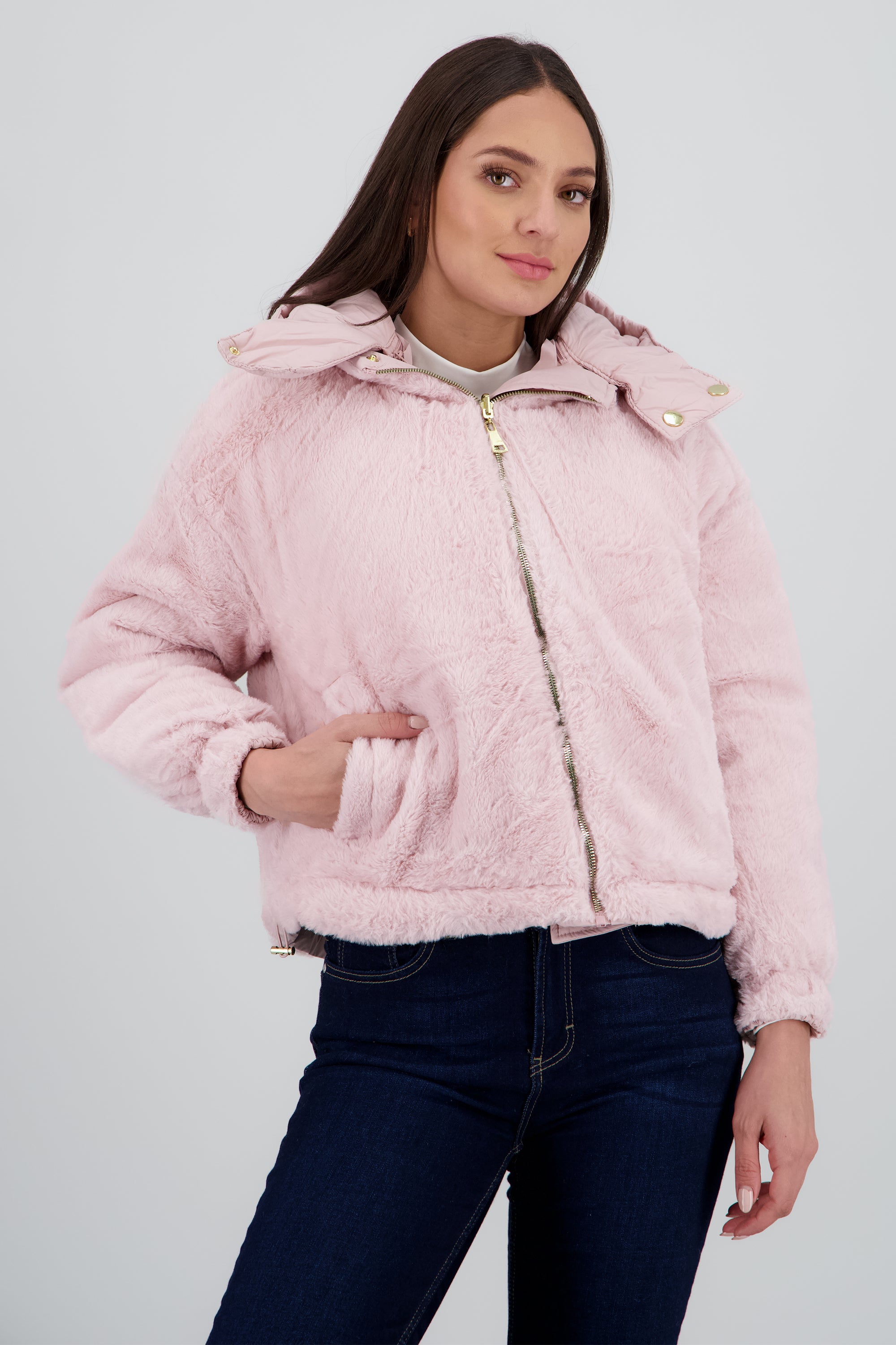 Chamarra capitonada con gorro PALO DE ROSA