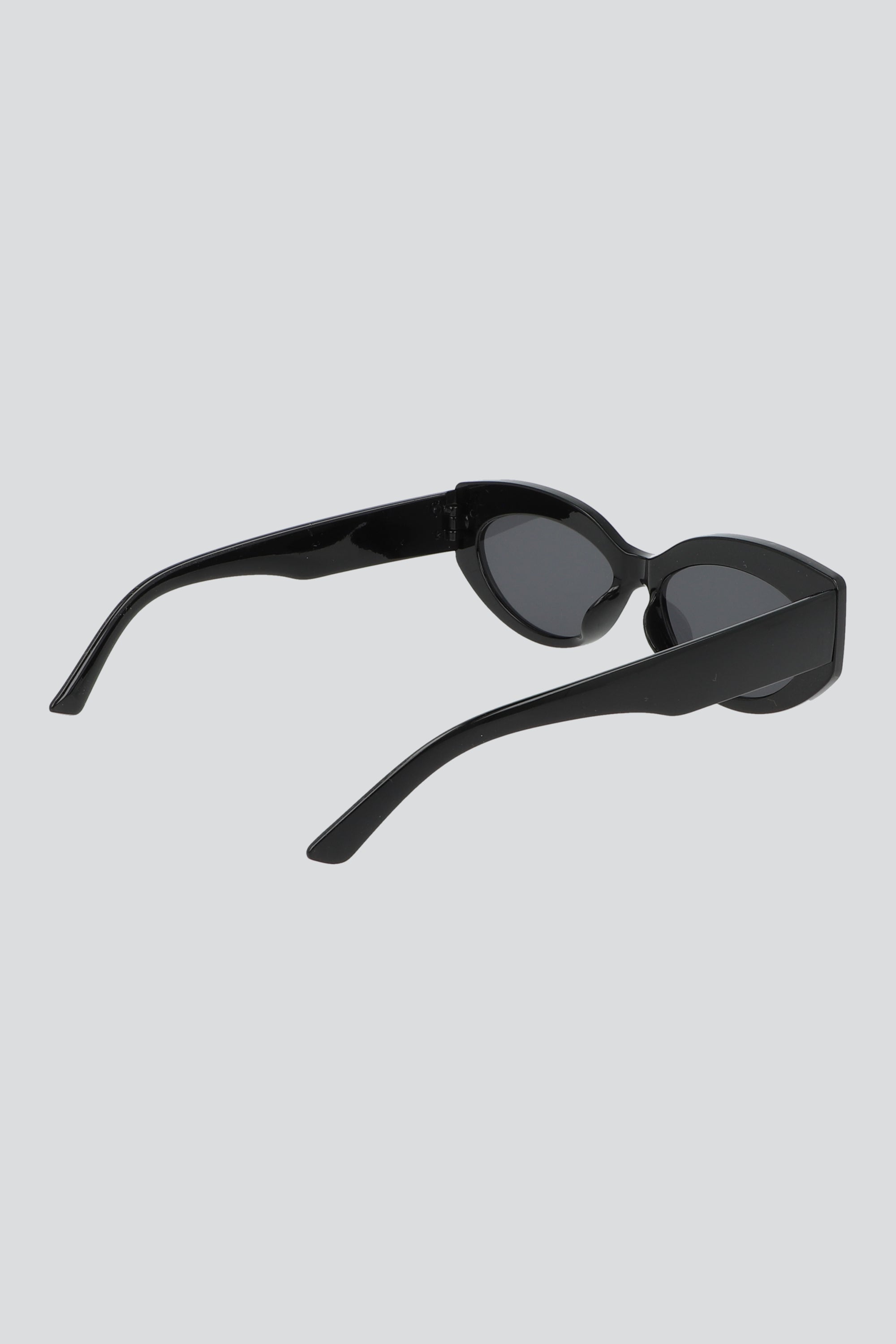 Lentes ovalados chic NEGRO