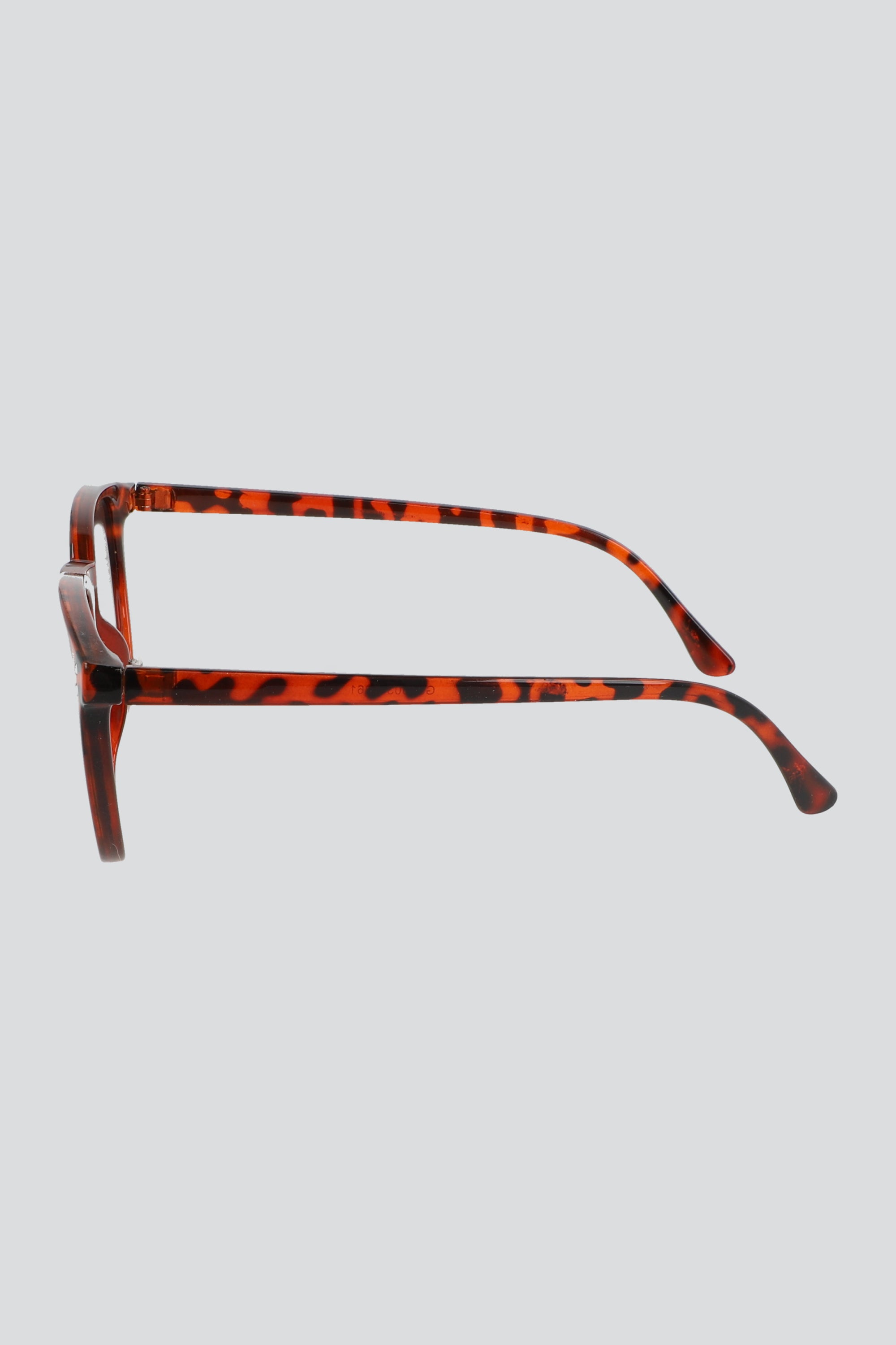 Lentes de sol obscuros CAFE