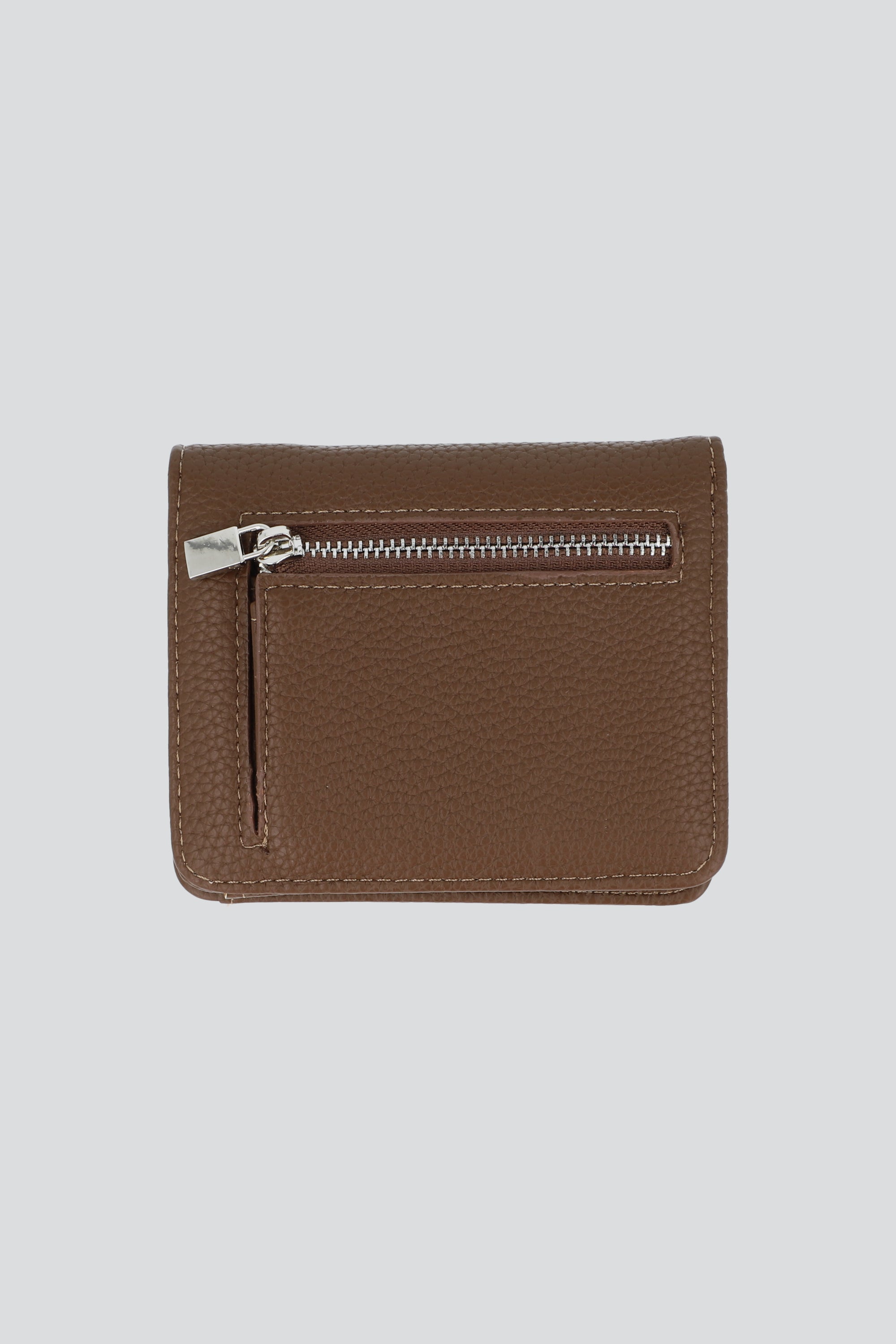 Cartera cierre trasero TAUPE