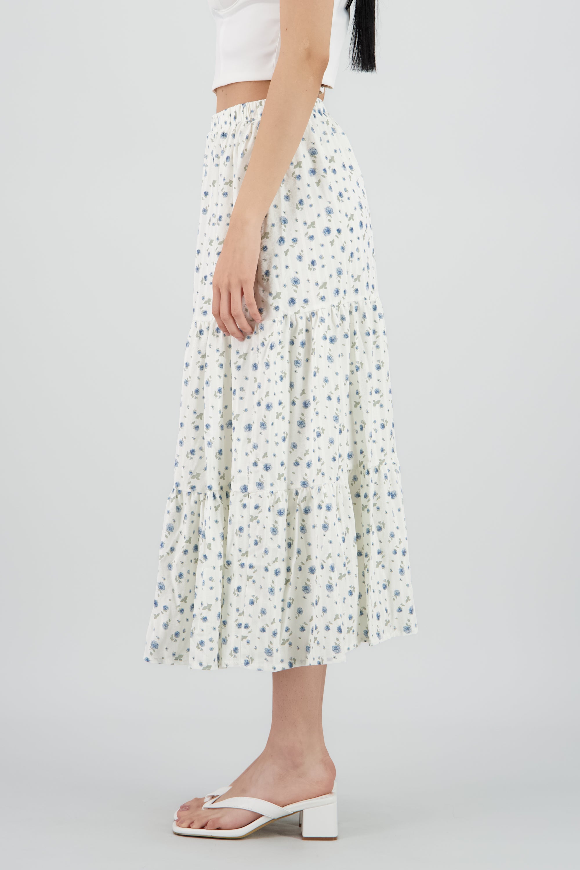 Falda maxi estampado rosas HUESO COMBO
