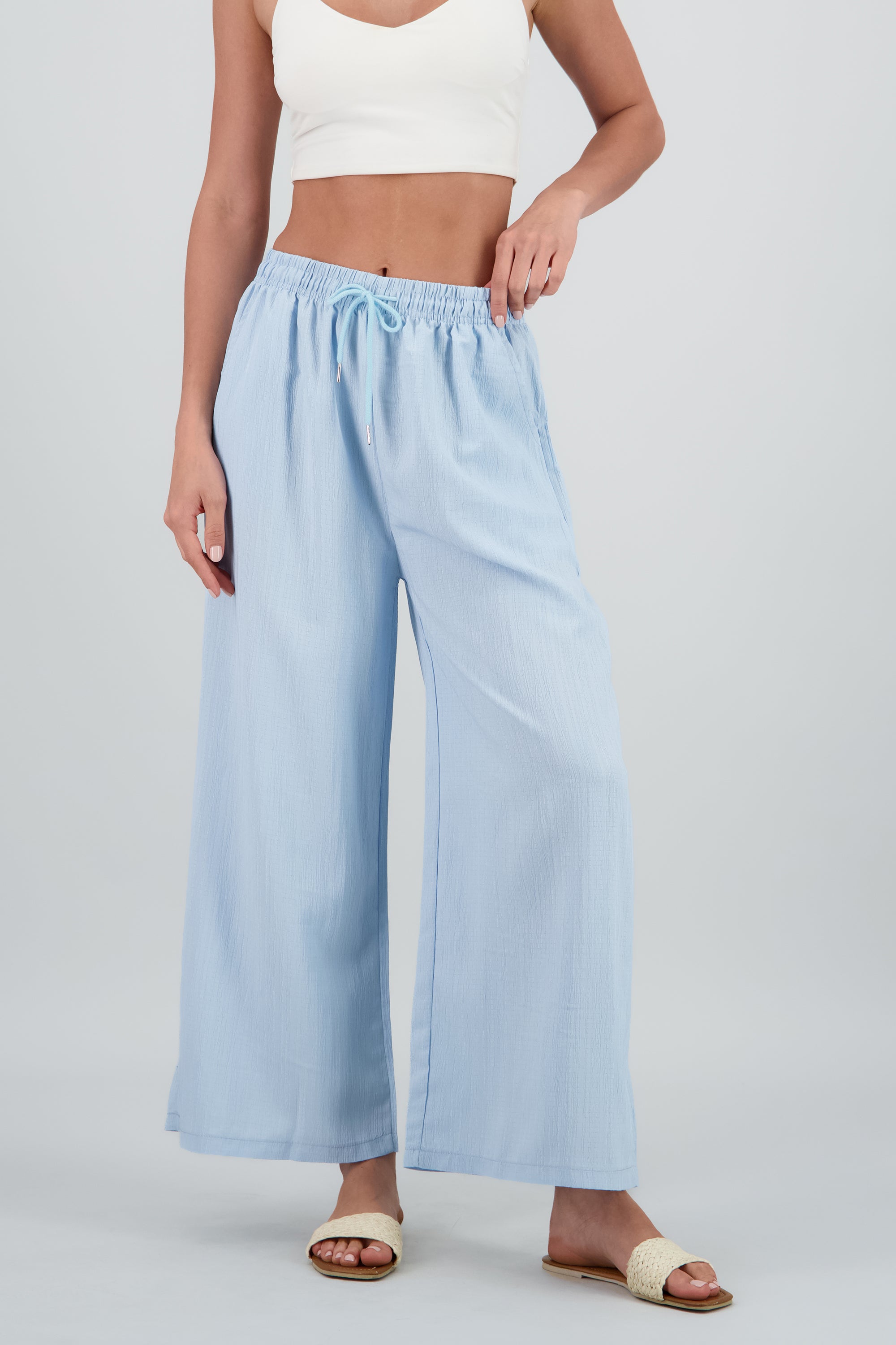 Pantalon recto textura AZUL CIELO