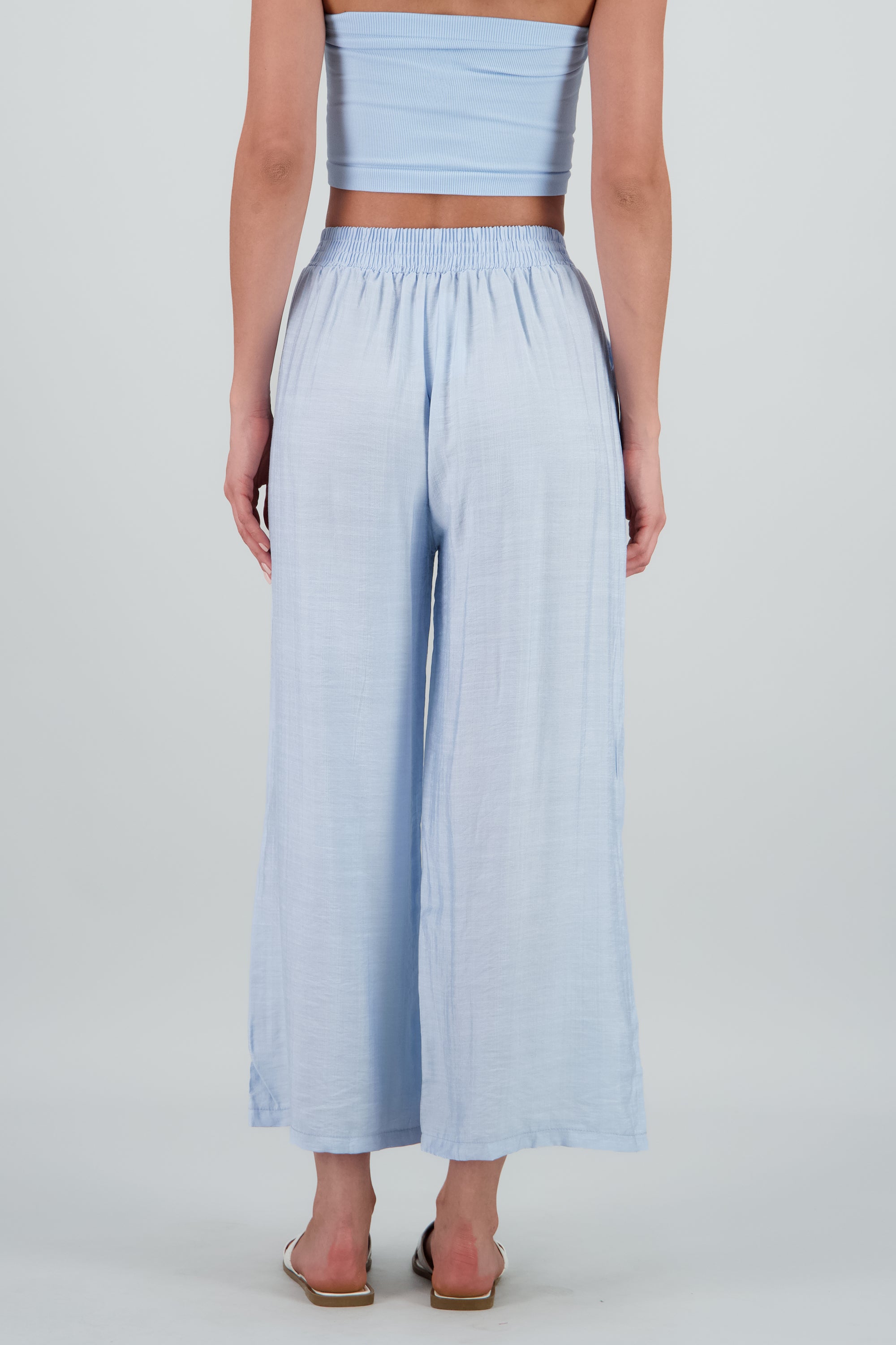 Pantalon amplio liso AZUL CIELO