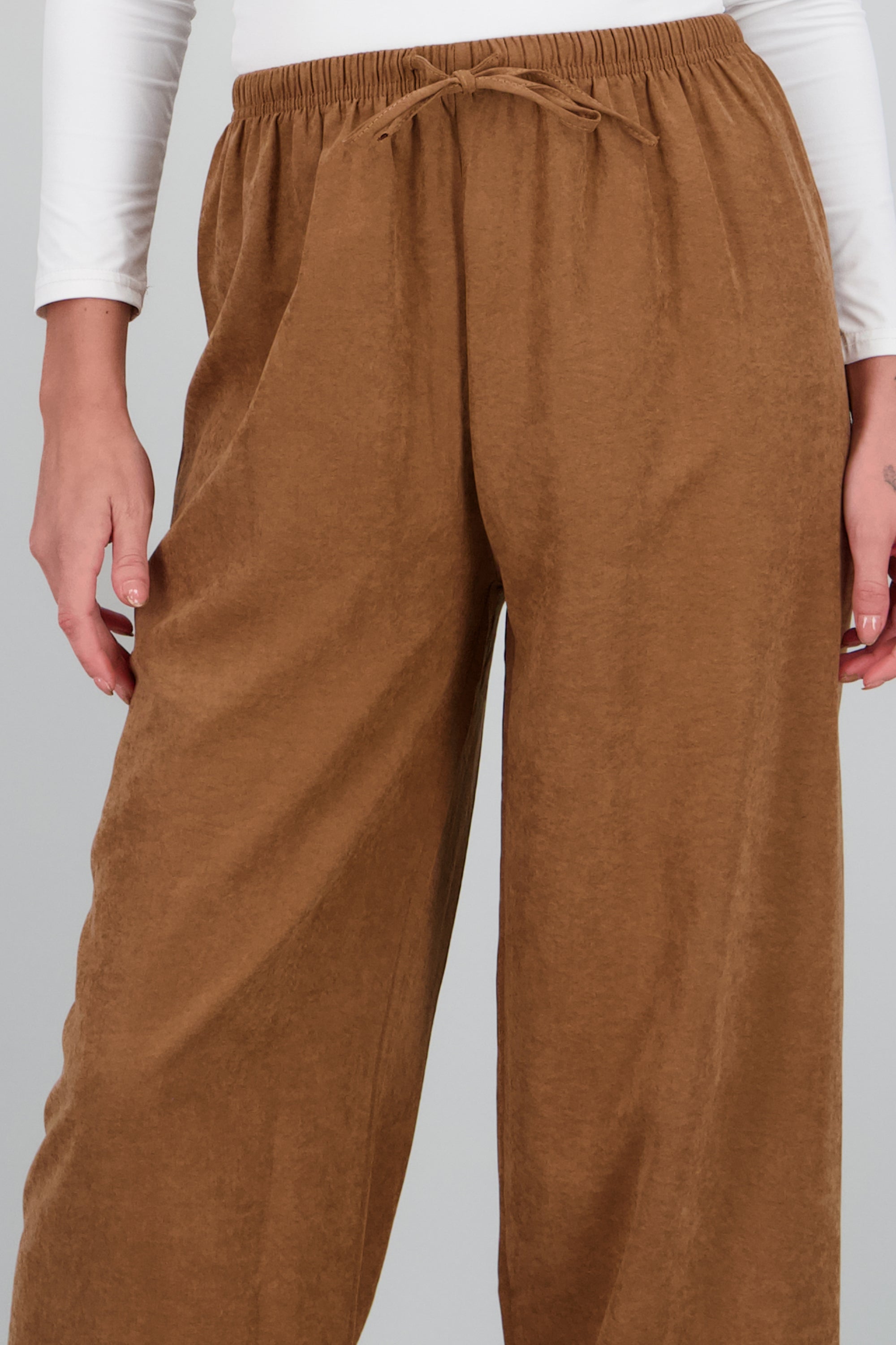 Pantalon liso CAMELLO