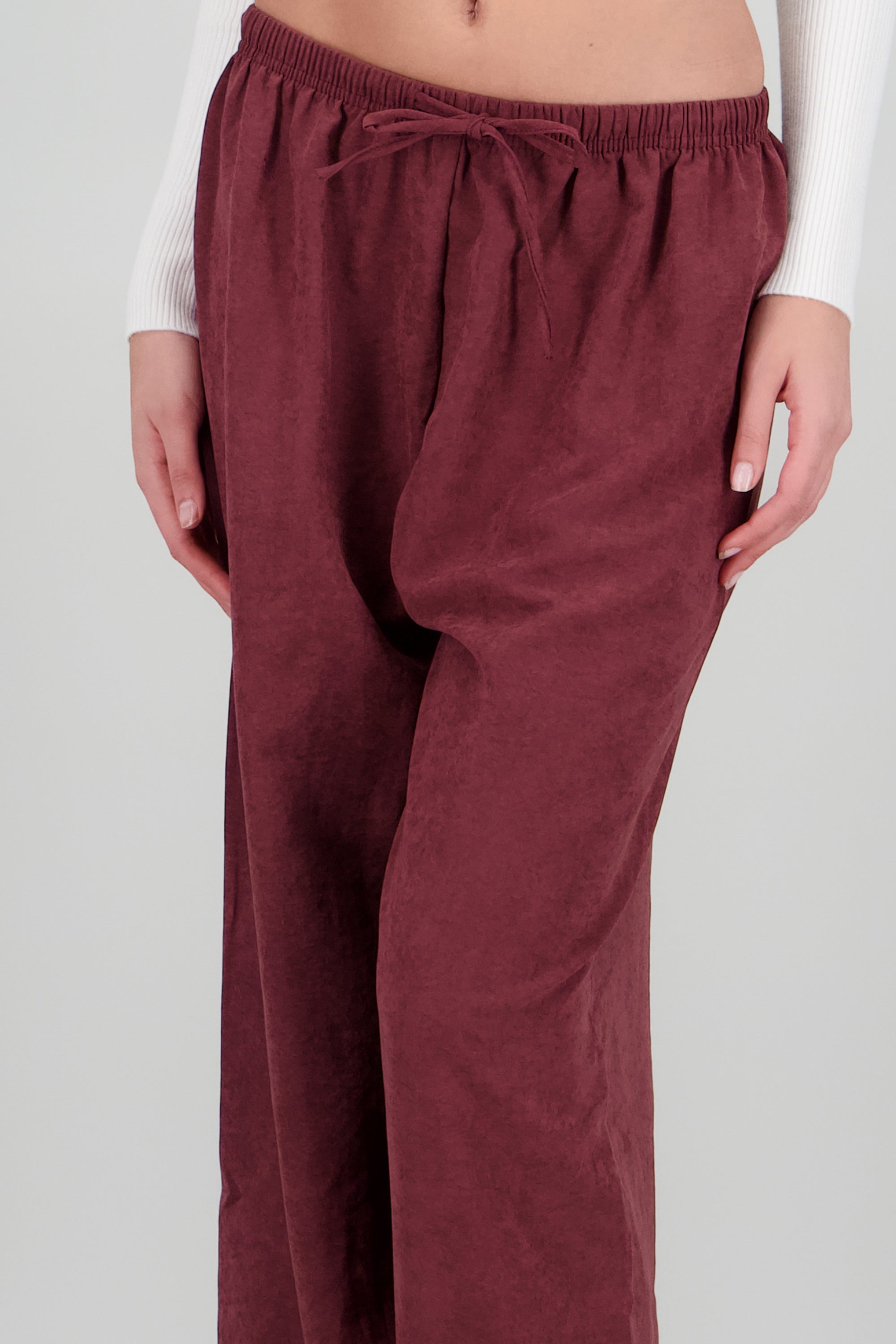Pantalon liso VINO