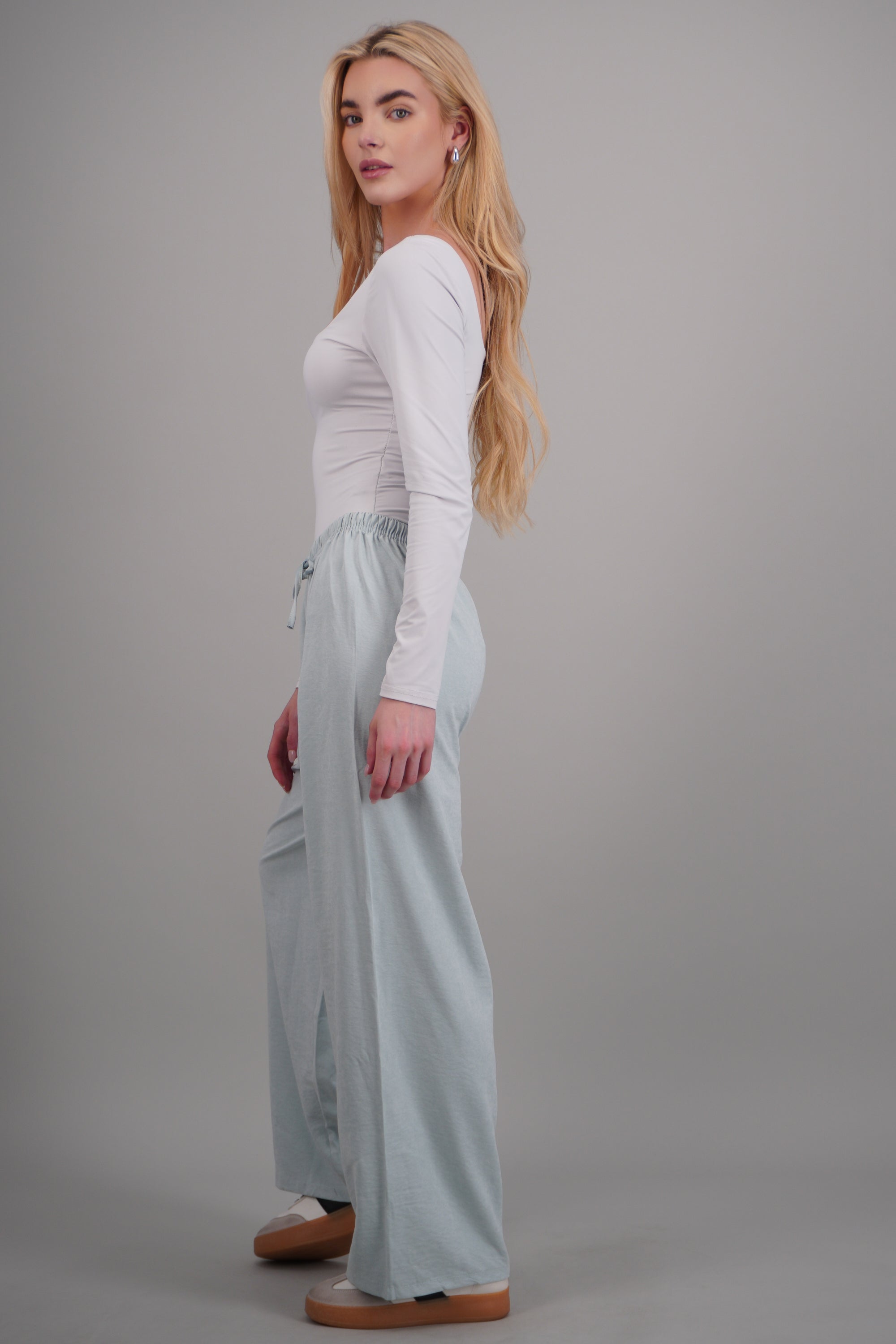 Pantalón liso MENTA