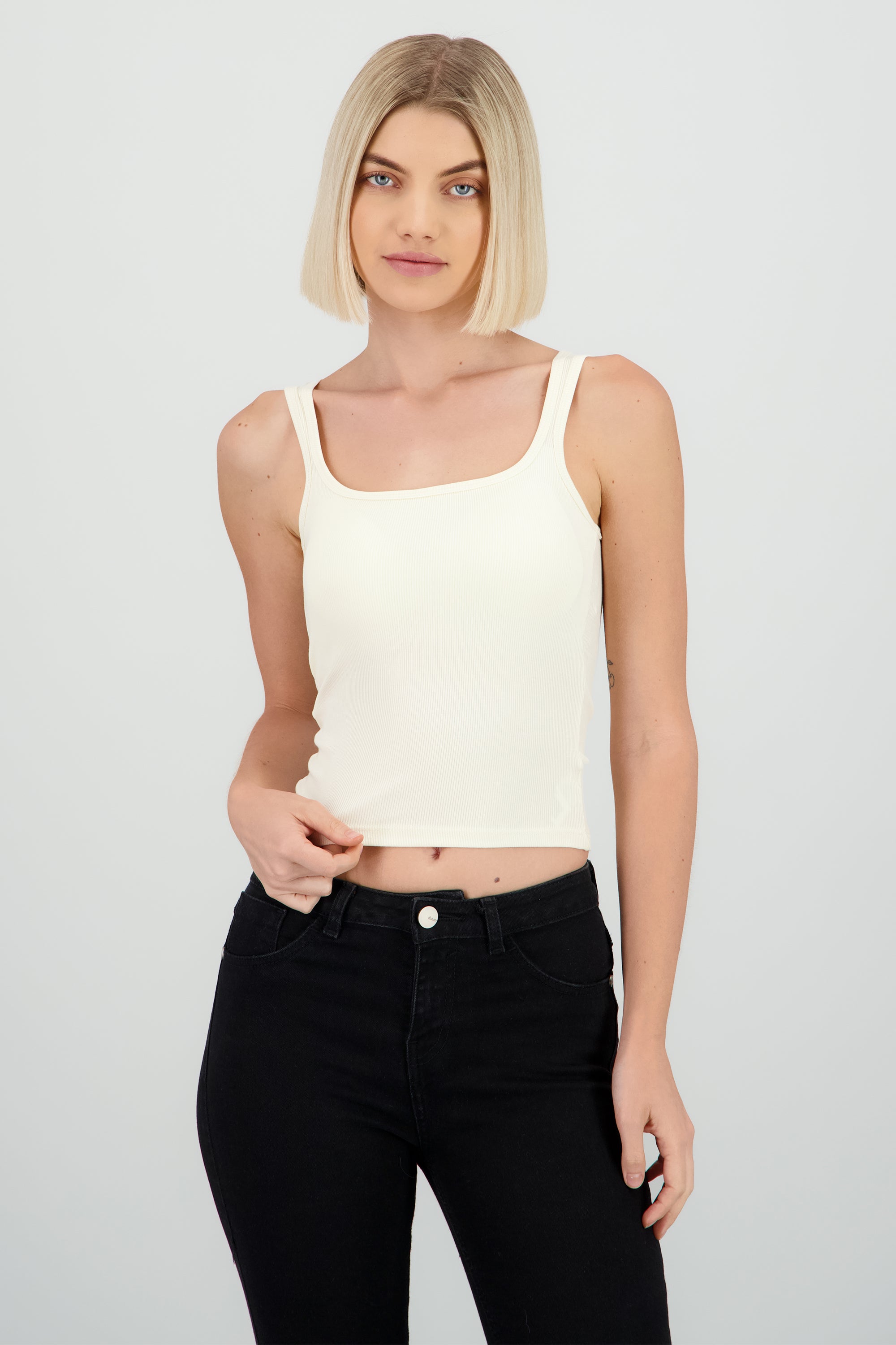 Top liso con copas AMARILLO