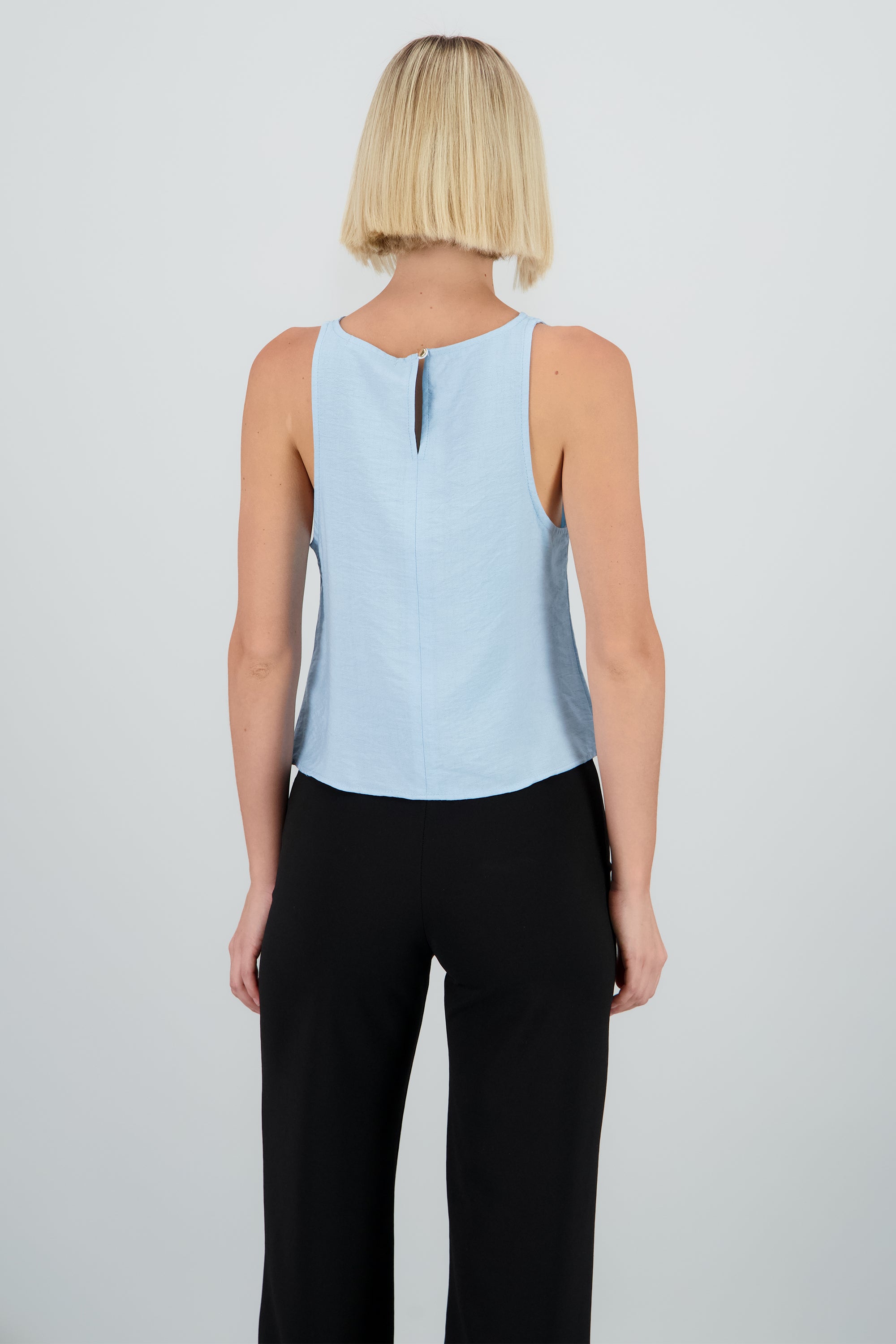 Blusa fluida sin manga AZUL PASTEL
