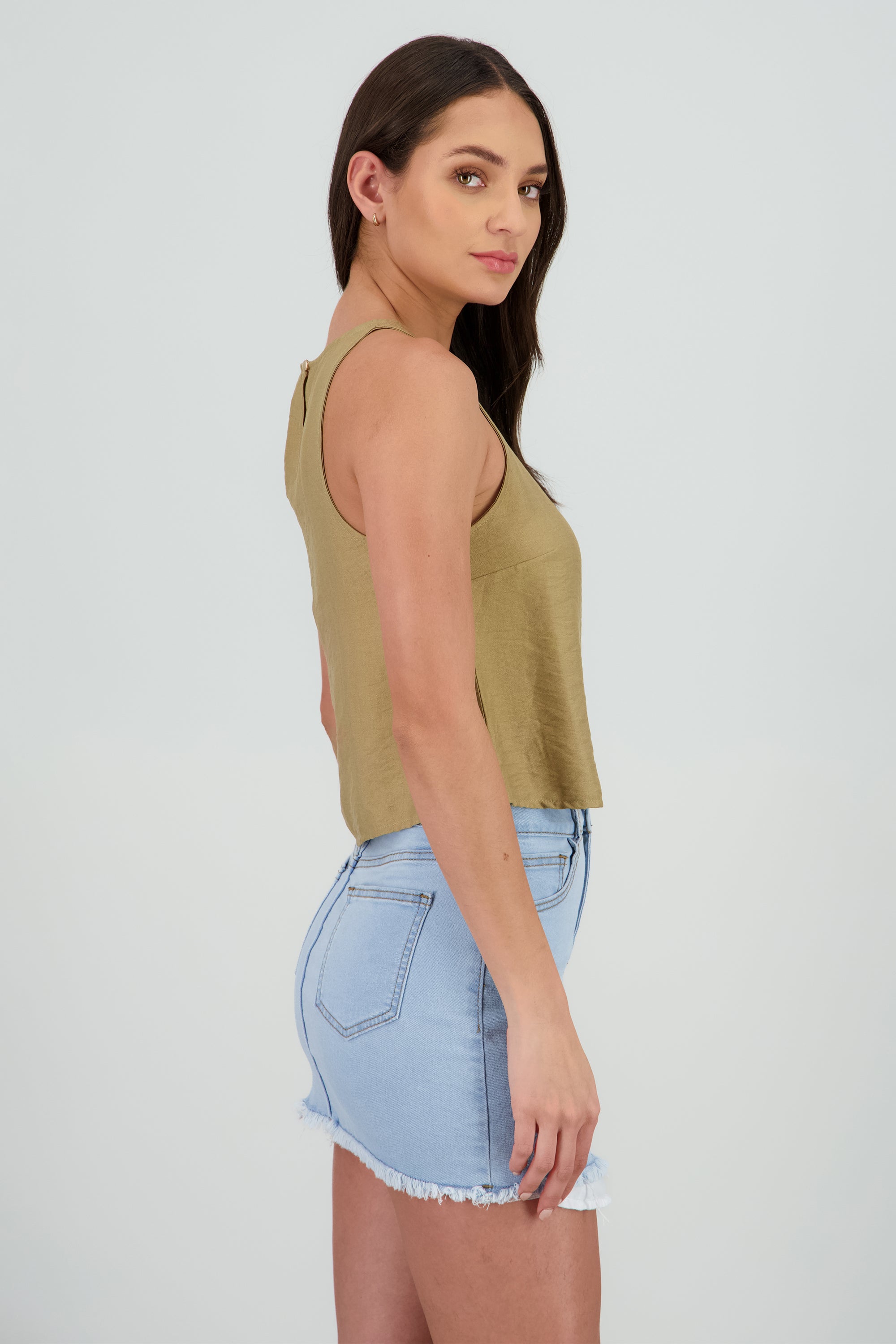 Blusa fluida sin manga CAMELLO