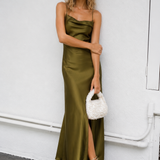 Vestido maxi satin escote columpio