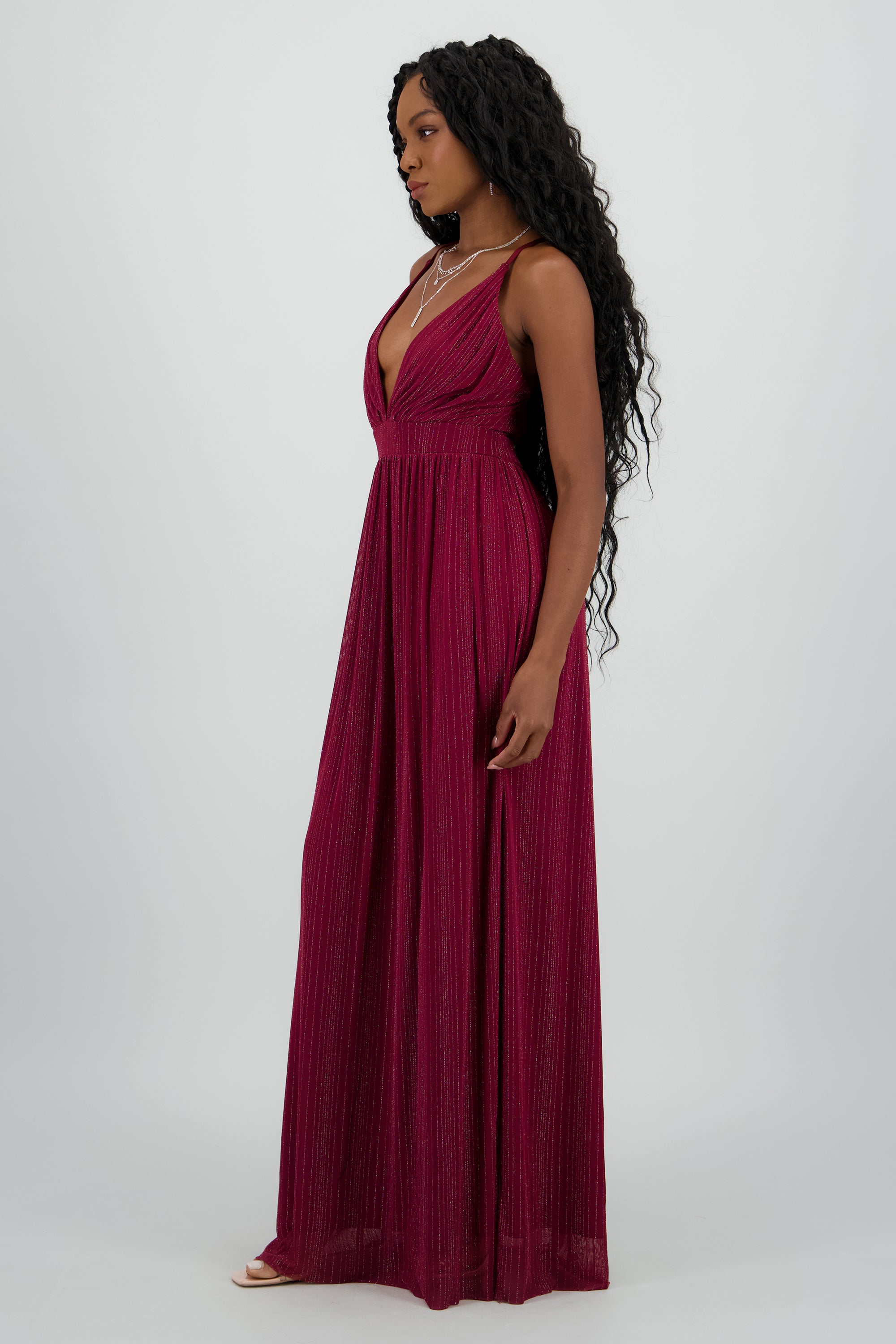 Vestido maxi escote v detalle brillos VINO