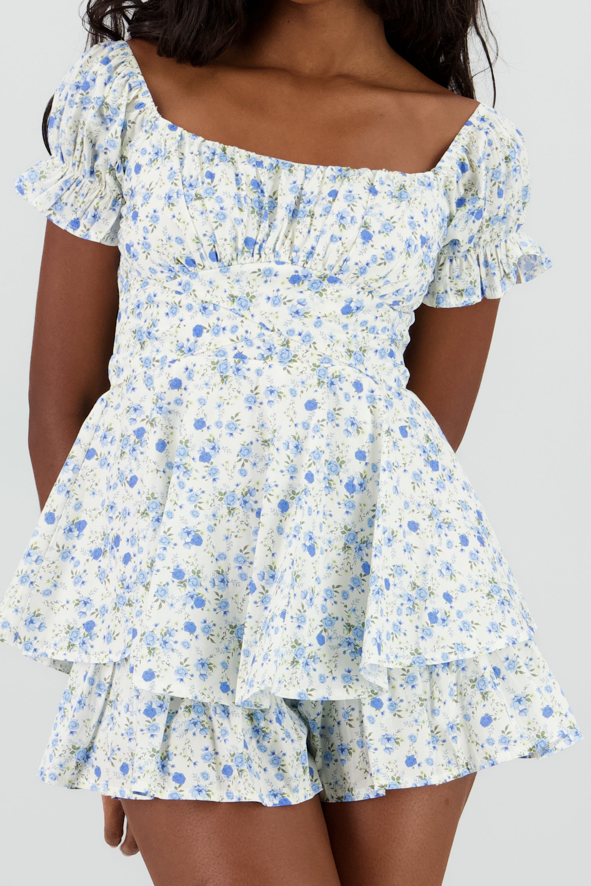 Romper manga corta olanes estampado flores AZUL COMBO