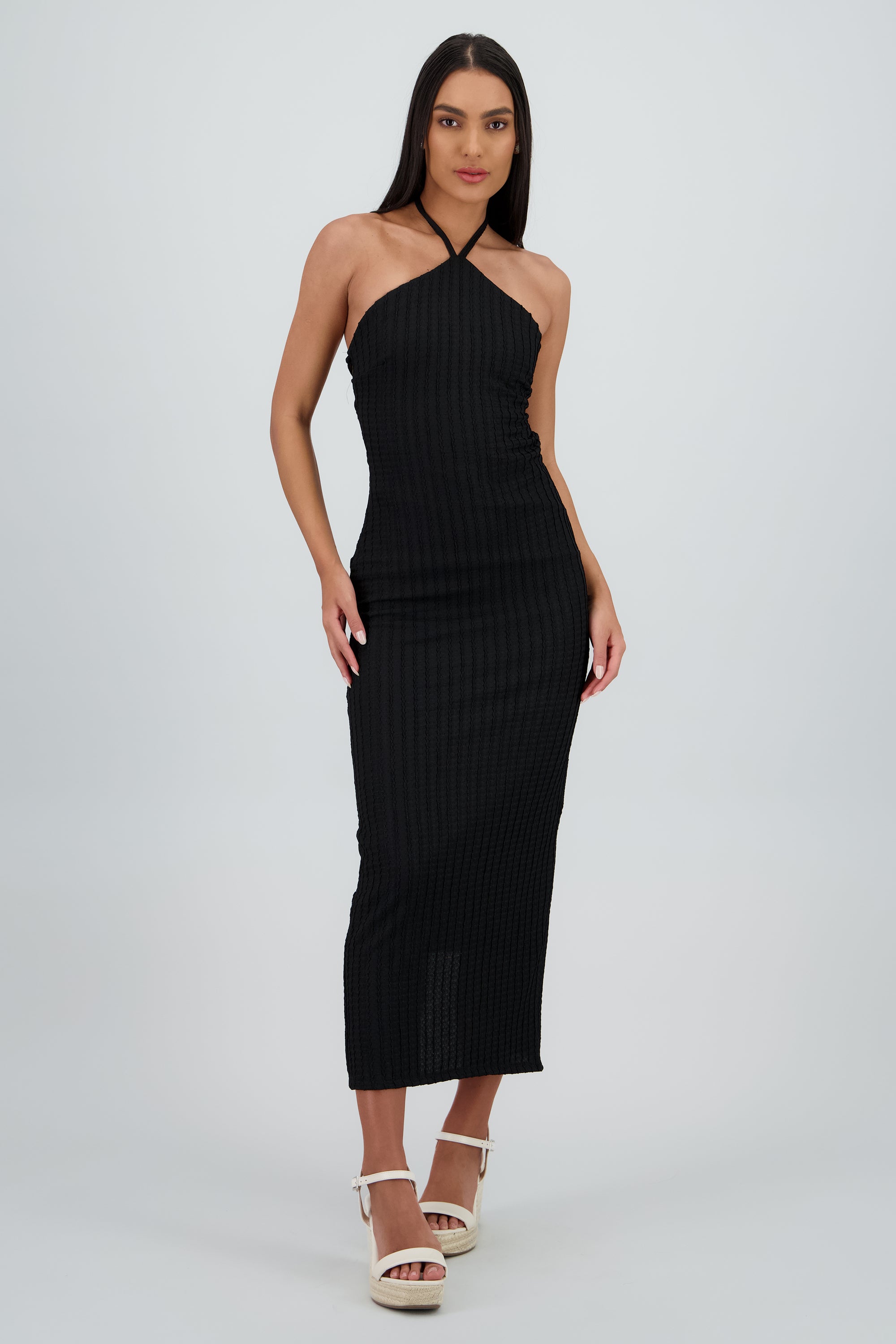 Vestido halter con textura escote espalda NEGRO