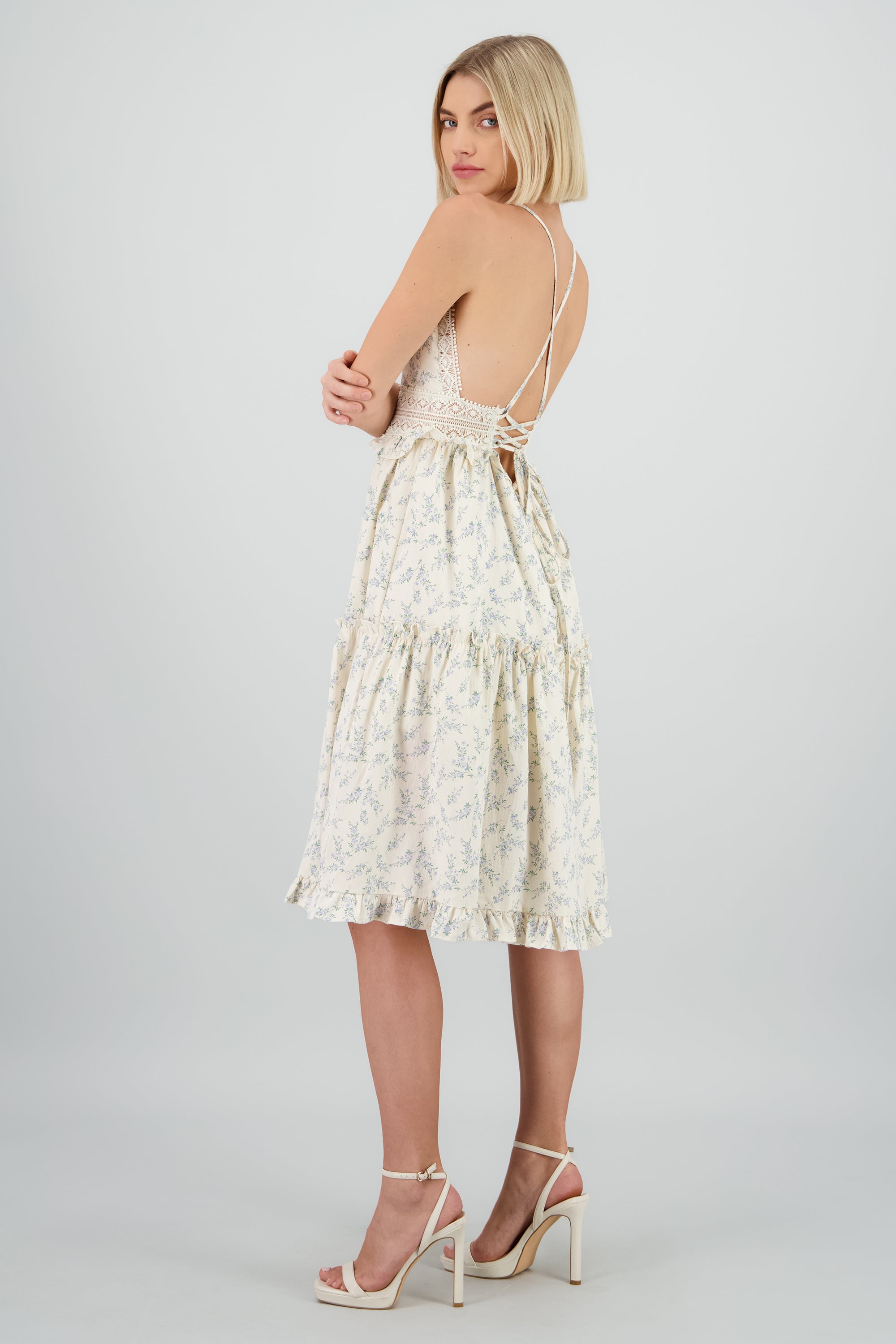 Vestido maxi flores con crochet CREMA