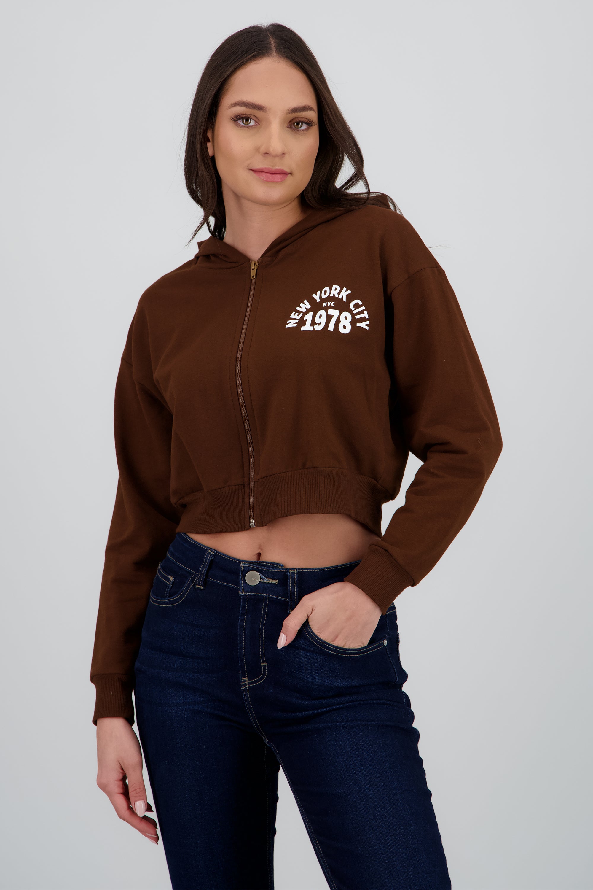 Sudadera crop cierre new york CHOCOLATE
