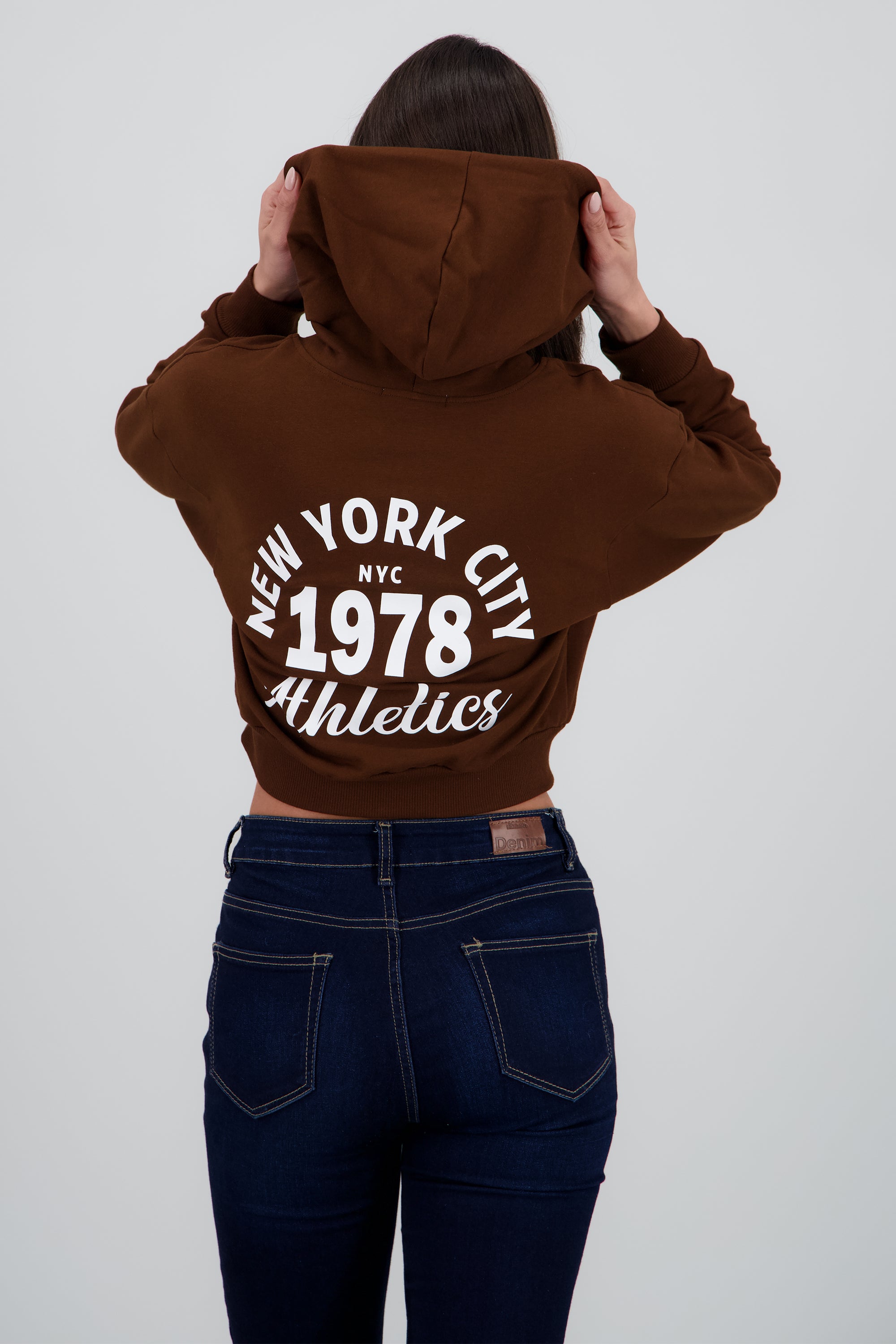 Sudadera crop cierre new york CHOCOLATE