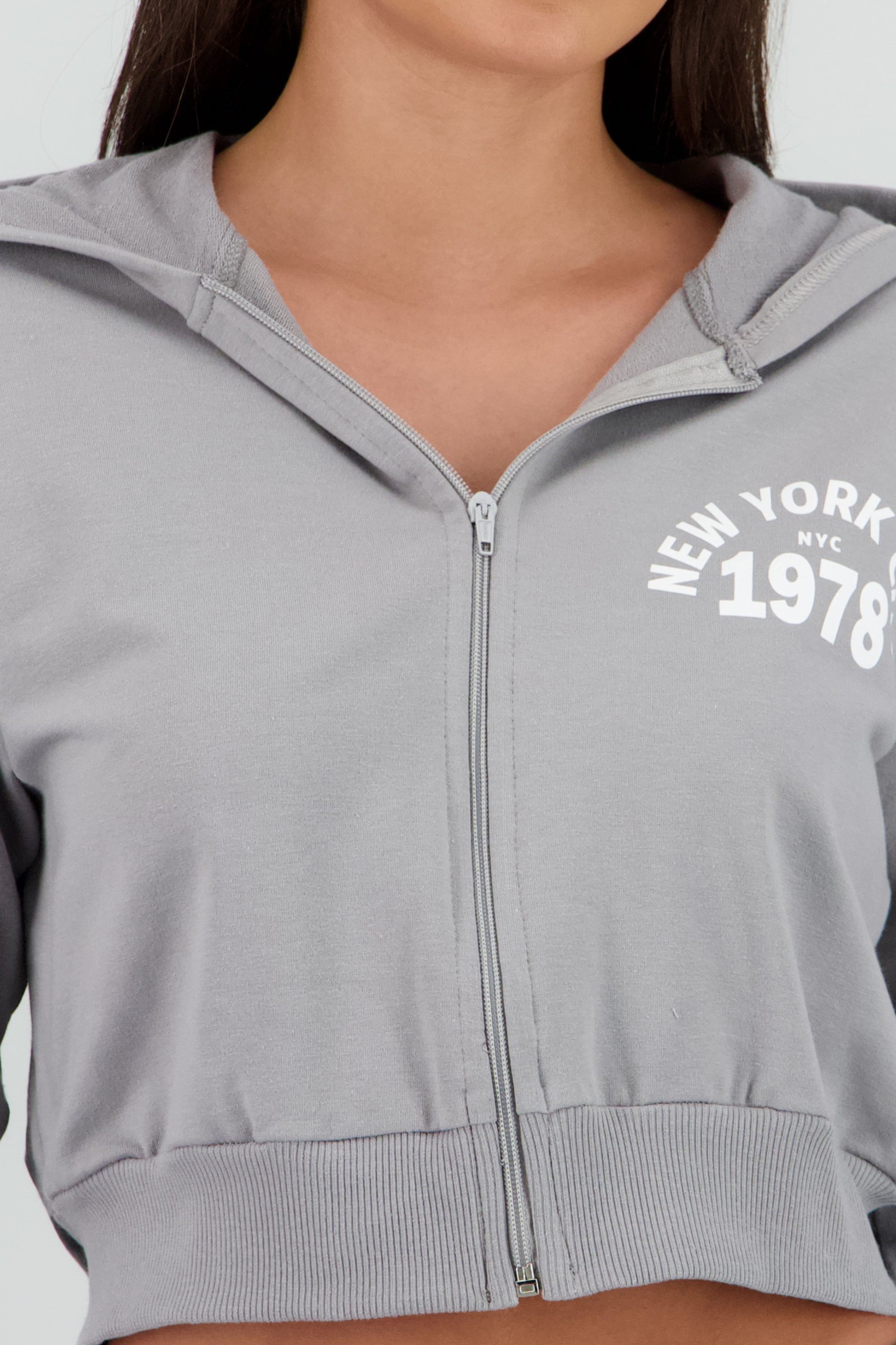 Sudadera crop cierre new york GRIS