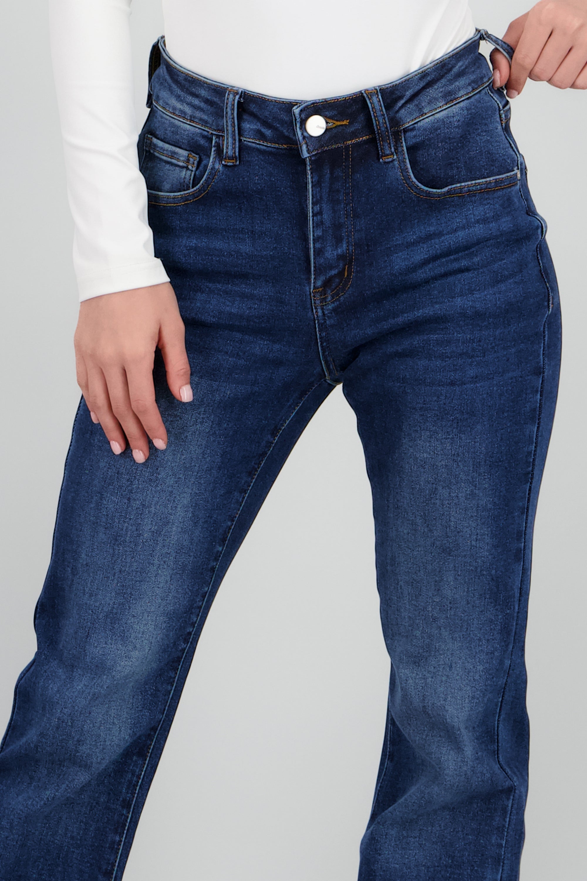Jeans flare amplios DARK WASH