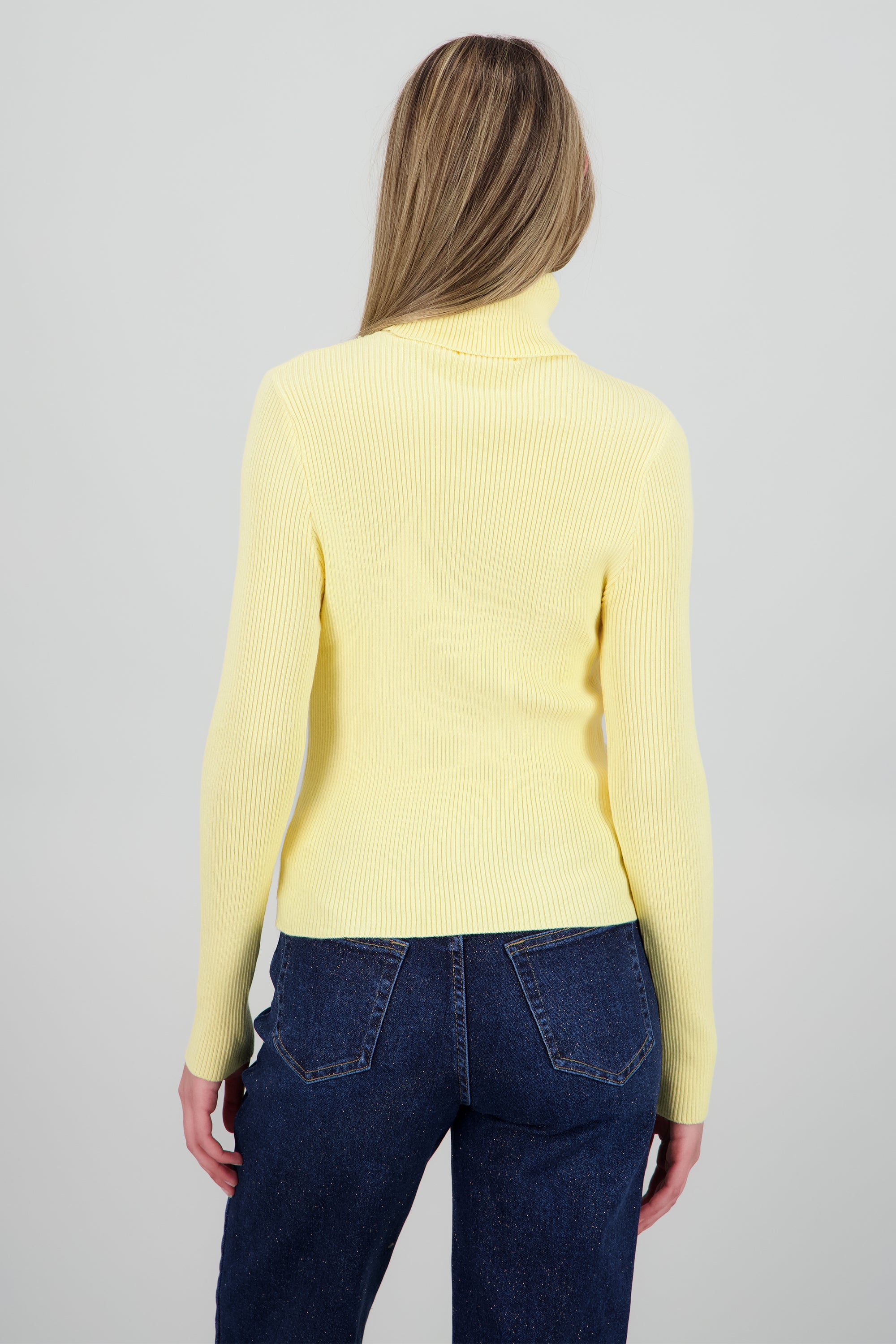 Sueter acanalado con cuello alto AMARILLO