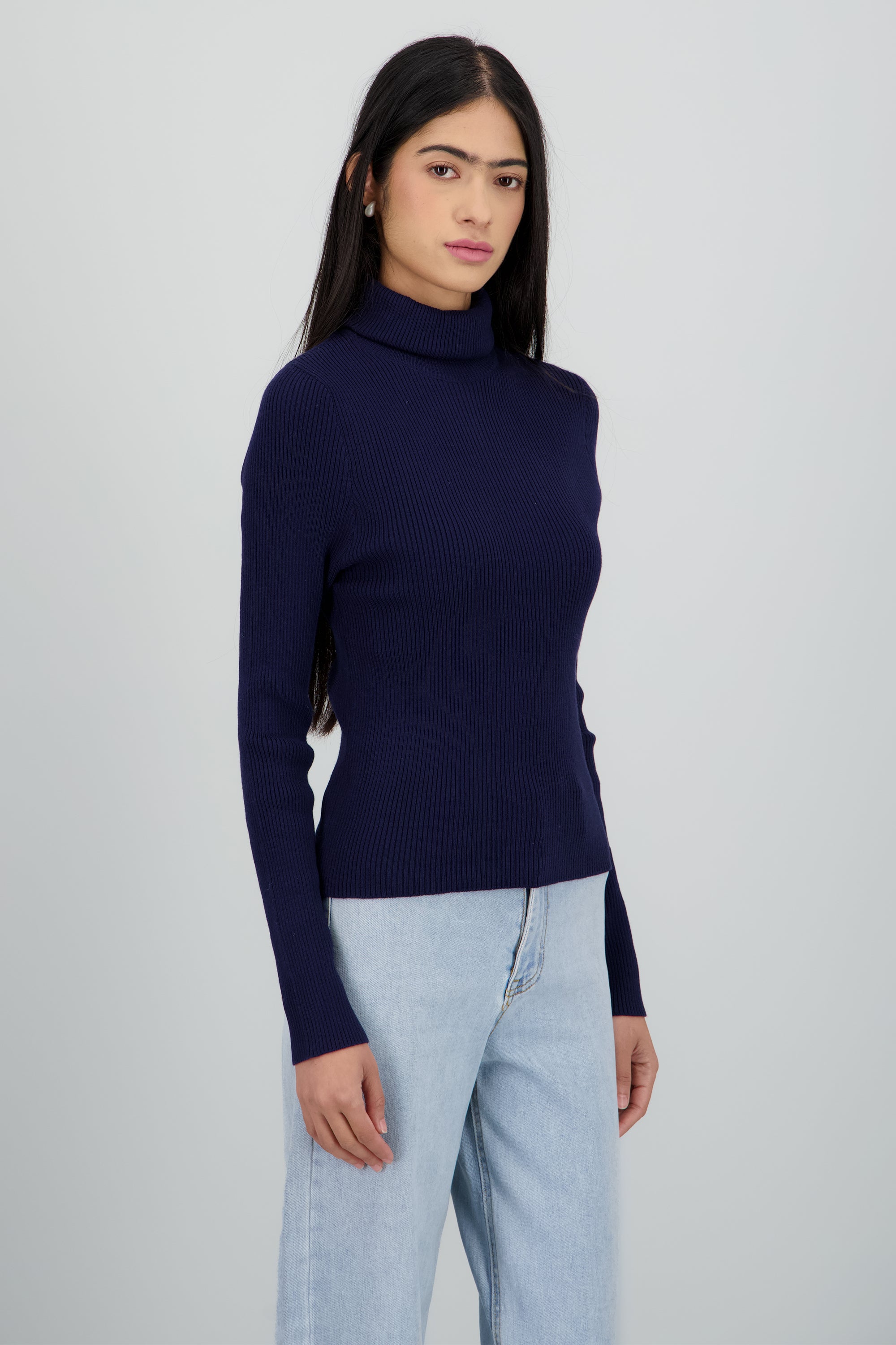 Sueter acanalado con cuello alto MARINO