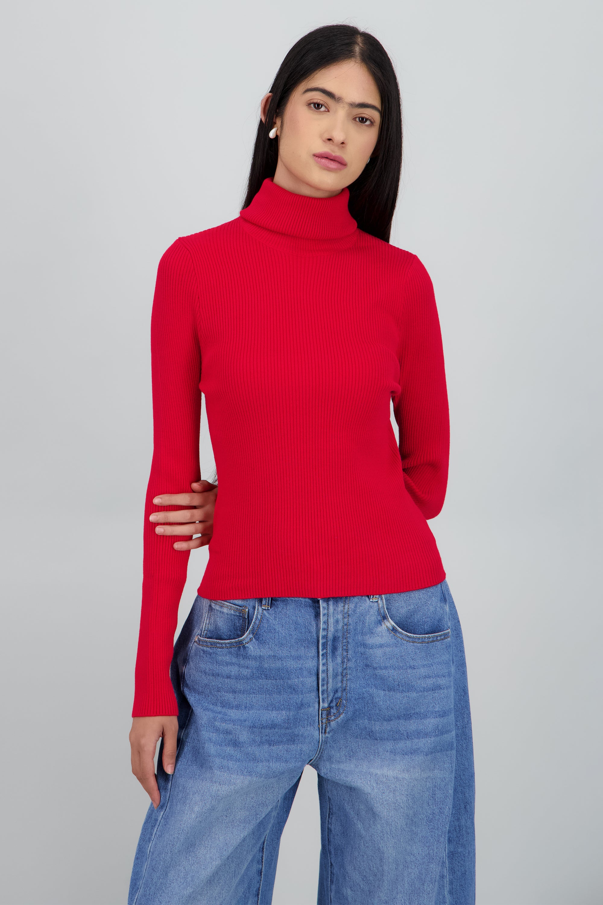 Sueter acanalado con cuello alto ROJO