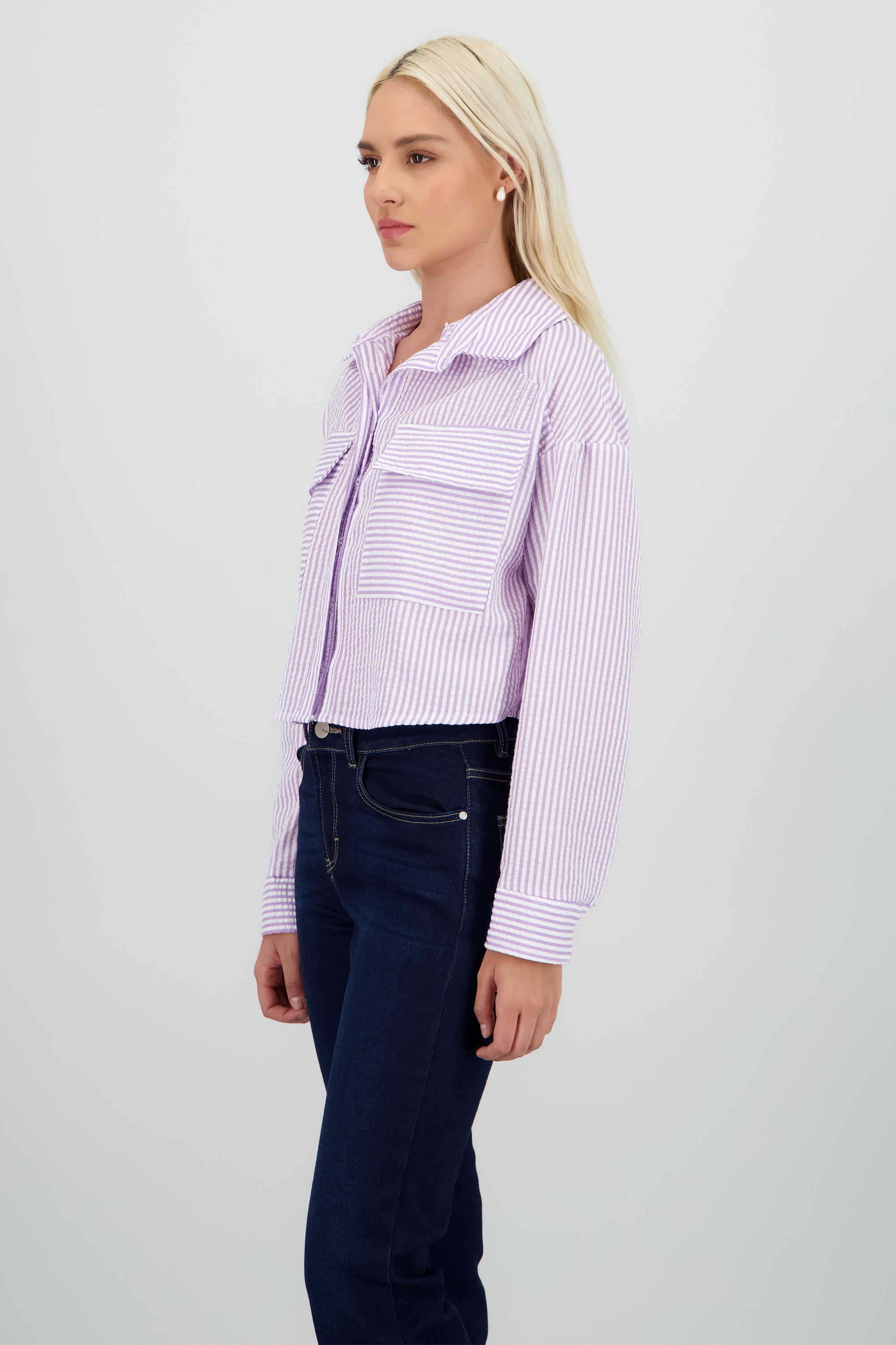 Camisa maga larga detalle bolsas cargo MORADO COMBO