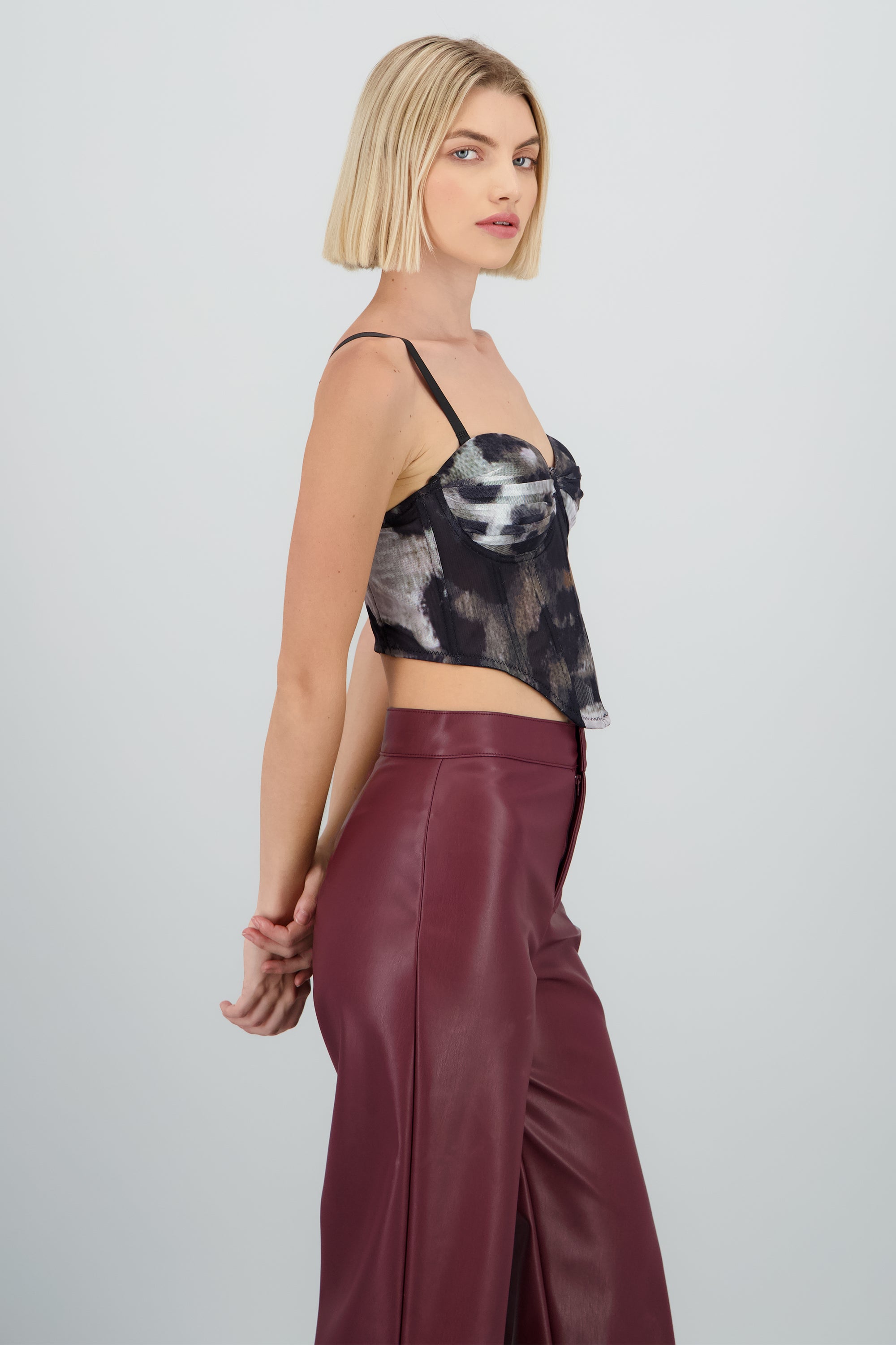 Corset copas tirantes varilla NEGRO COMBO