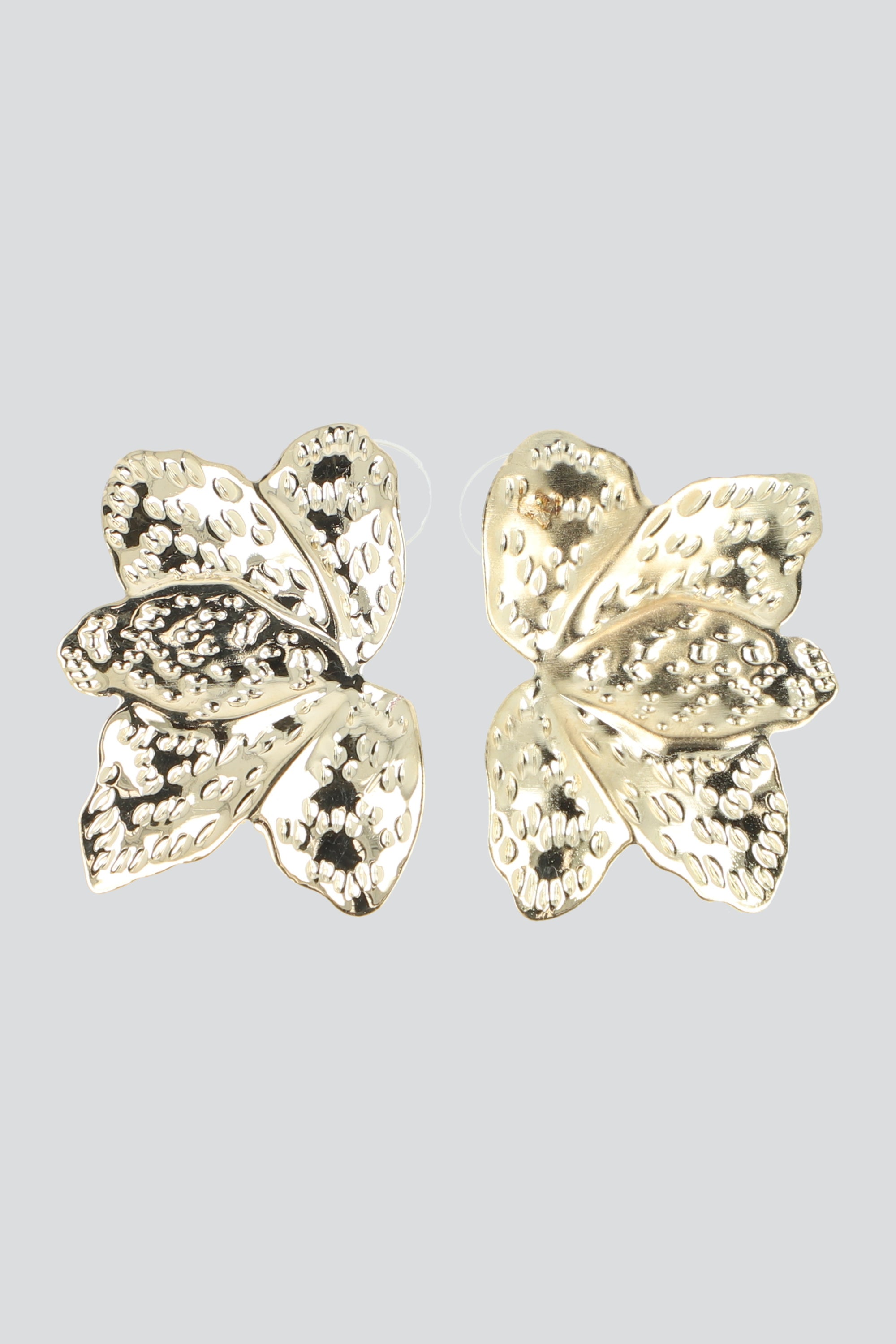 ARETES PETALOS ABANICO METAL ORO