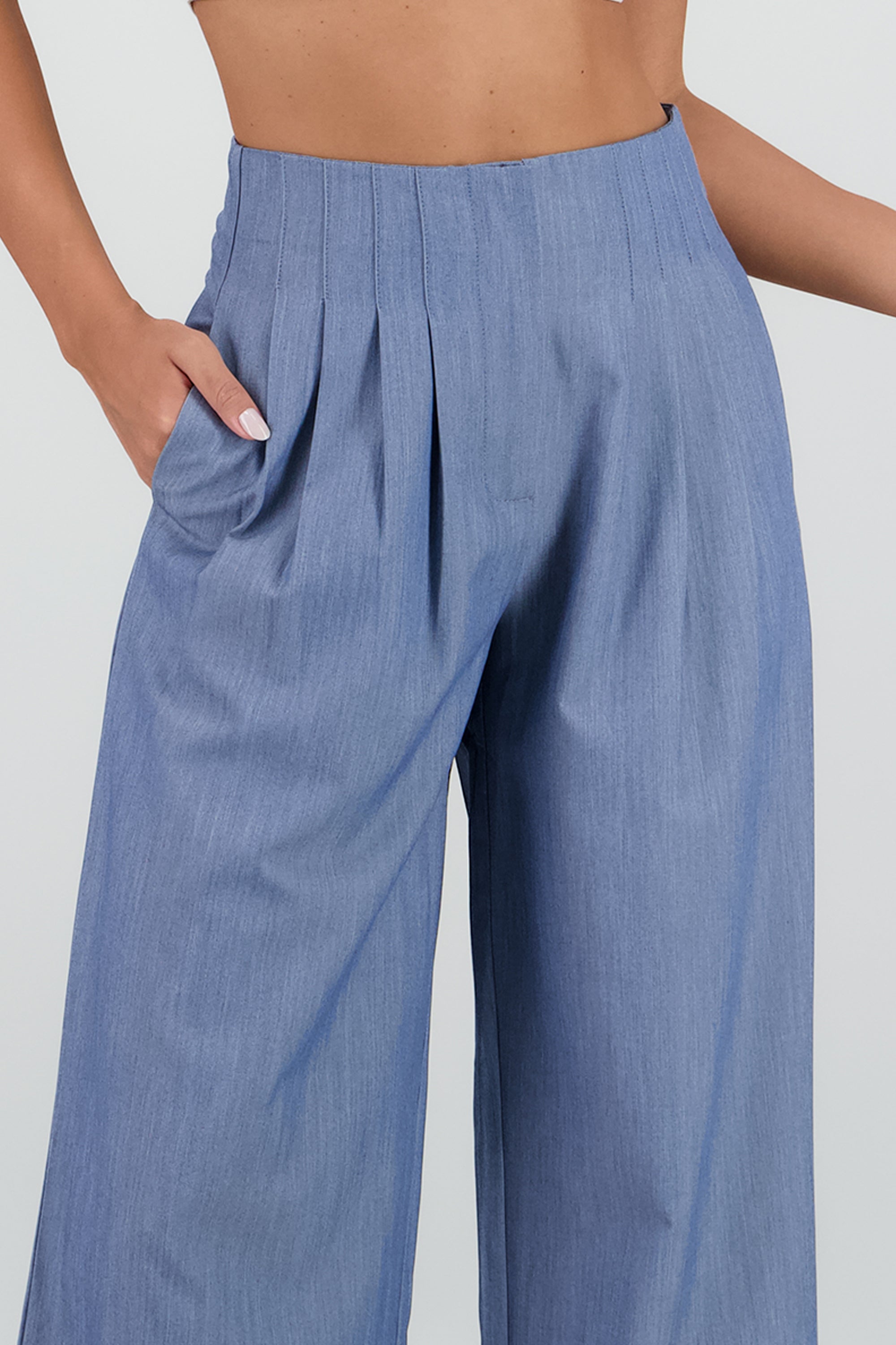 Pantalon amplio AZUL CIELO