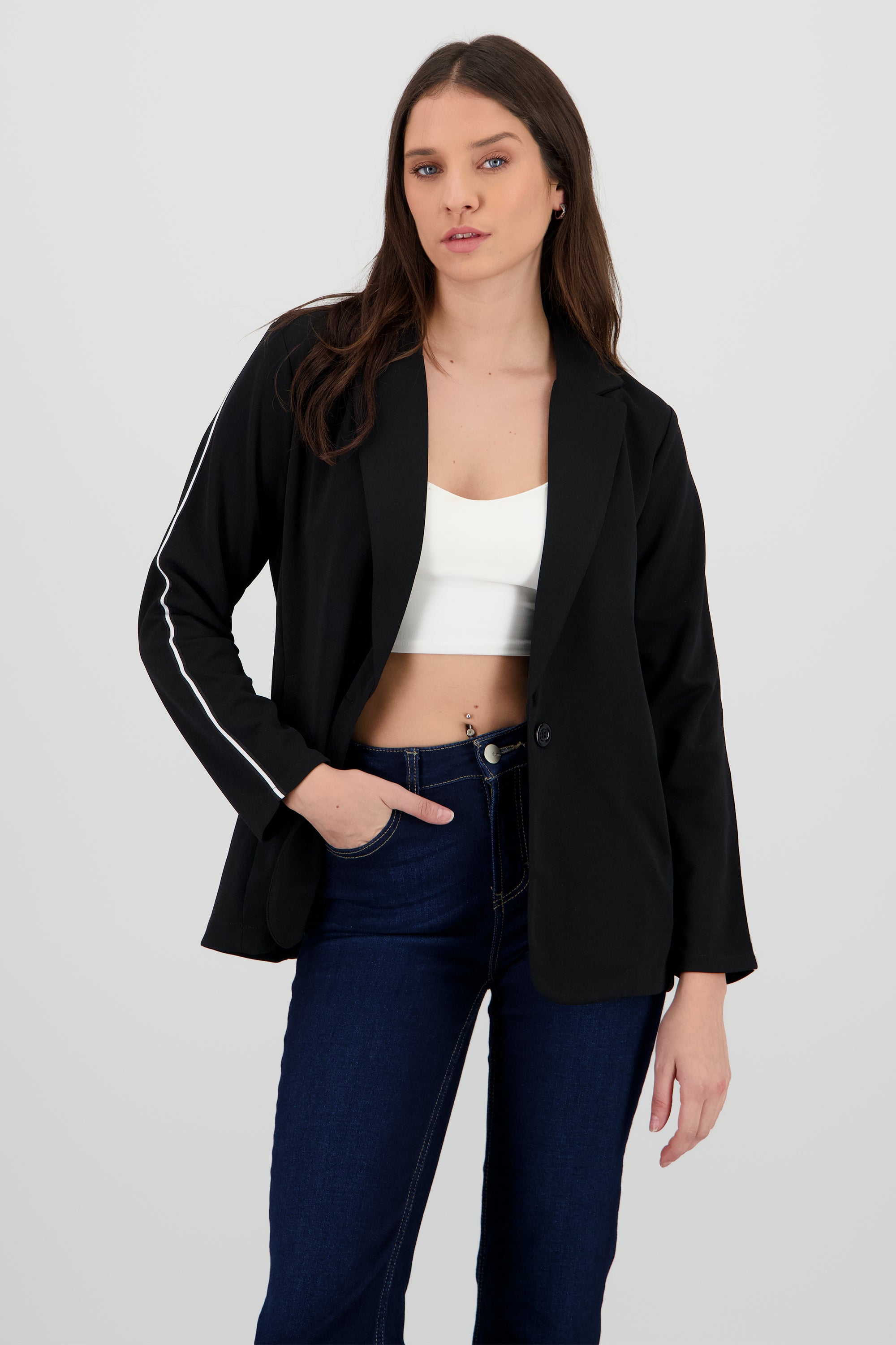 Blazer manga larga solapa detalle linea contraste NEGRO
