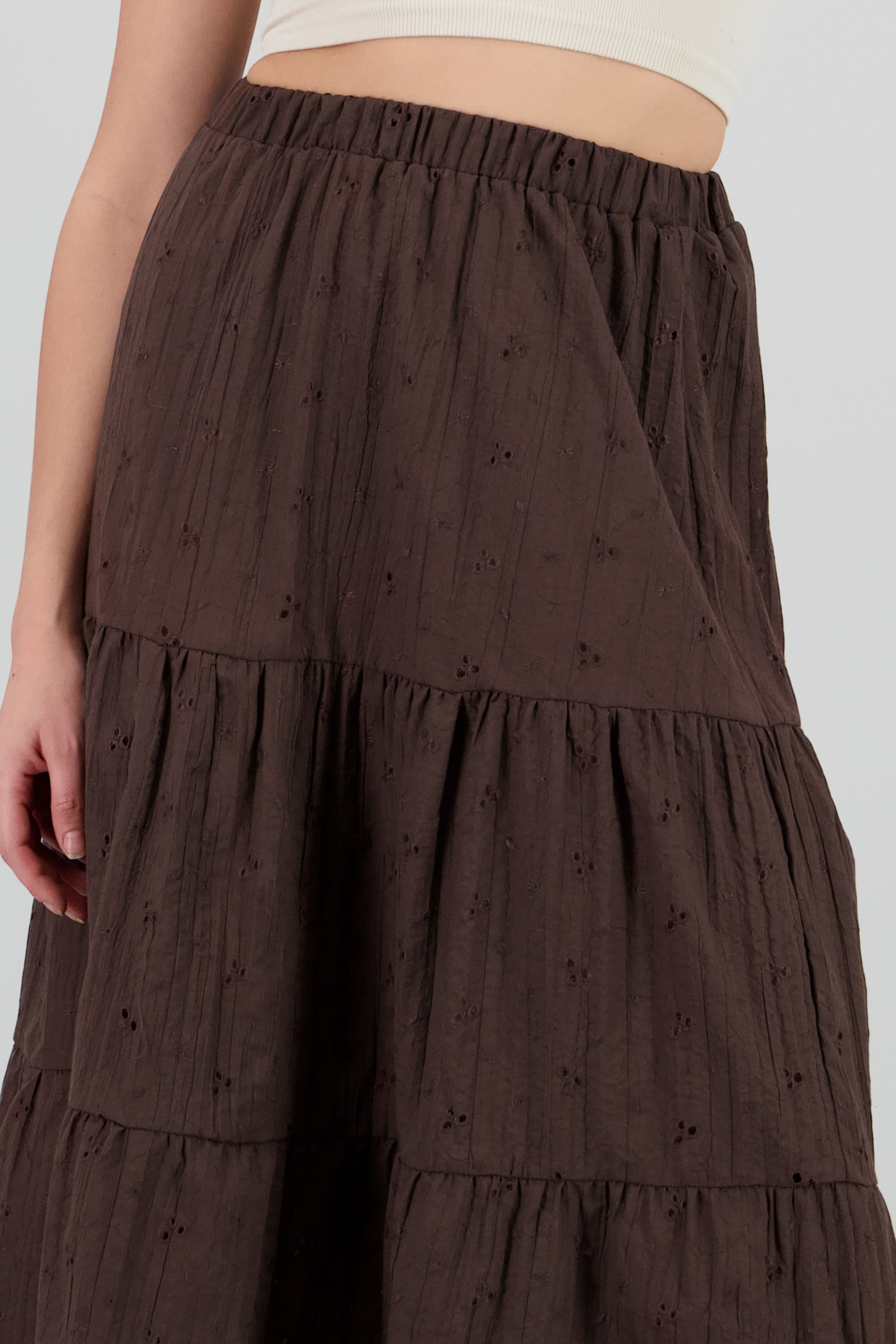 DARK BROWN