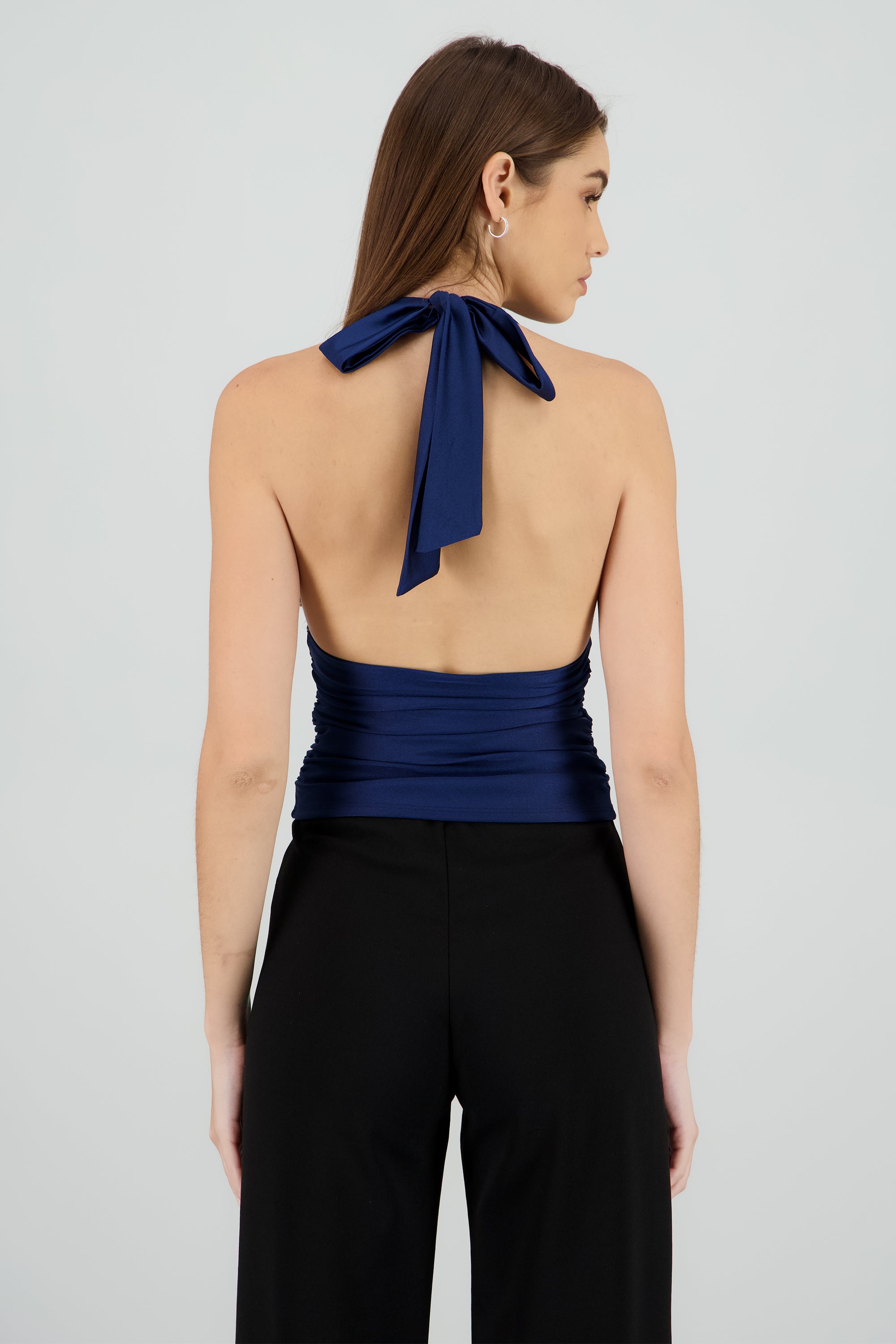 Top halter con detalle de pliegues liso MARINO