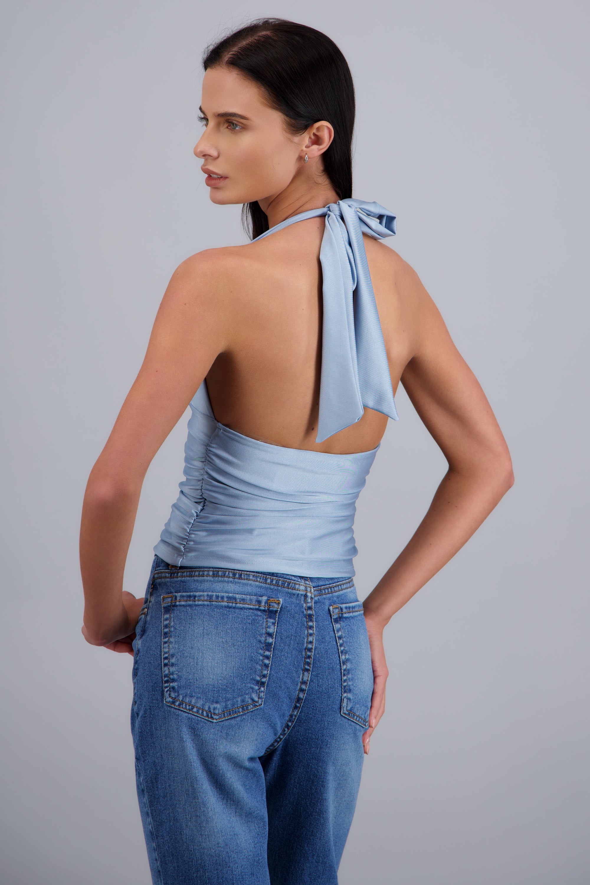 Top halter detalle pliegues AZUL CIELO