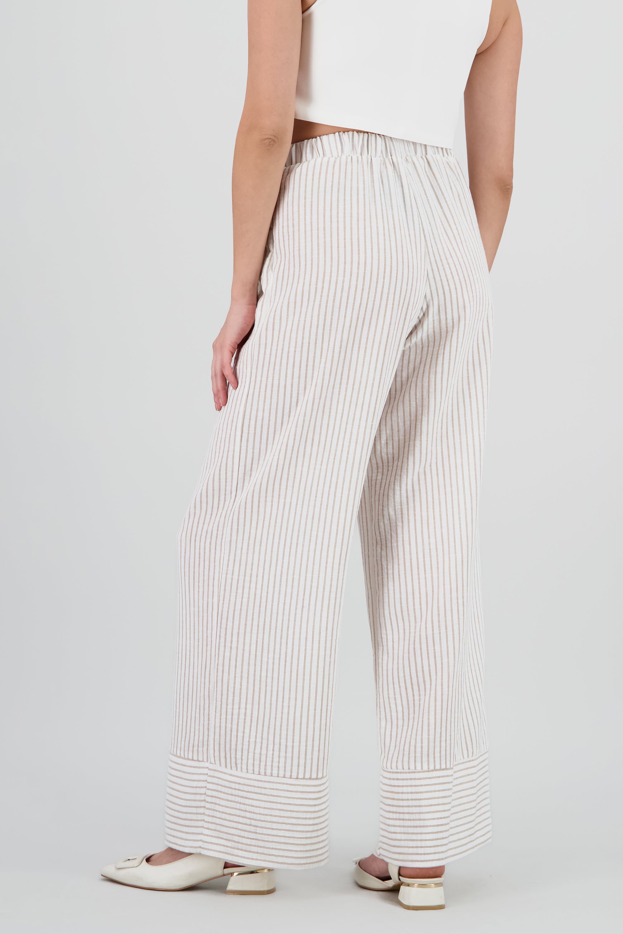 Pantalon ligero detalle rayas HUESO COMBO
