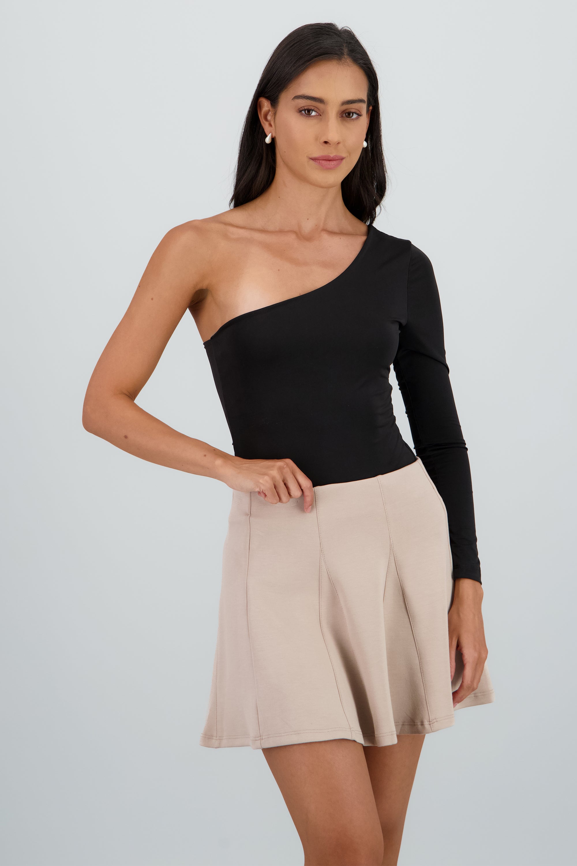 Body asimetrico manga larga NEGRO