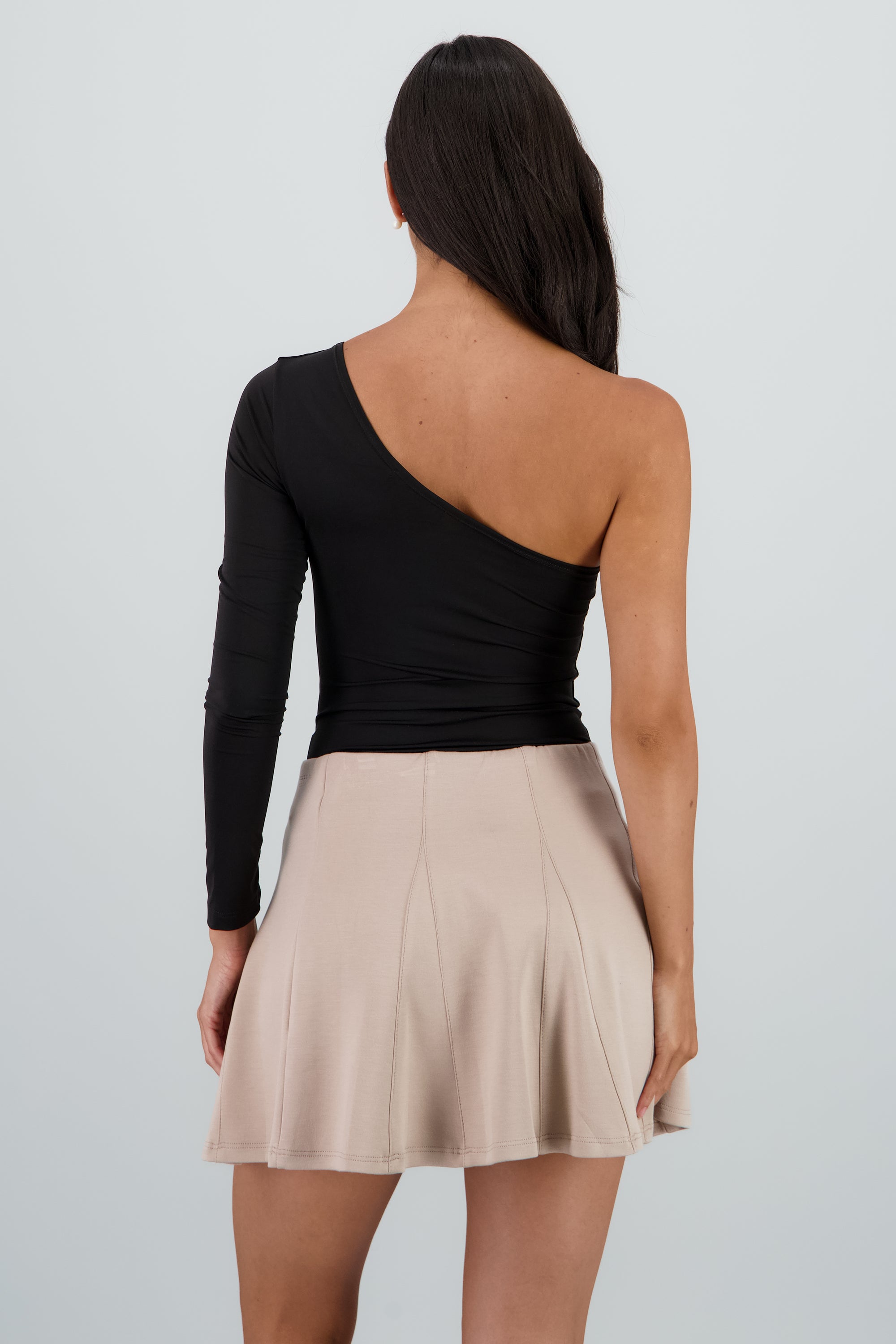 Body asimetrico manga larga NEGRO