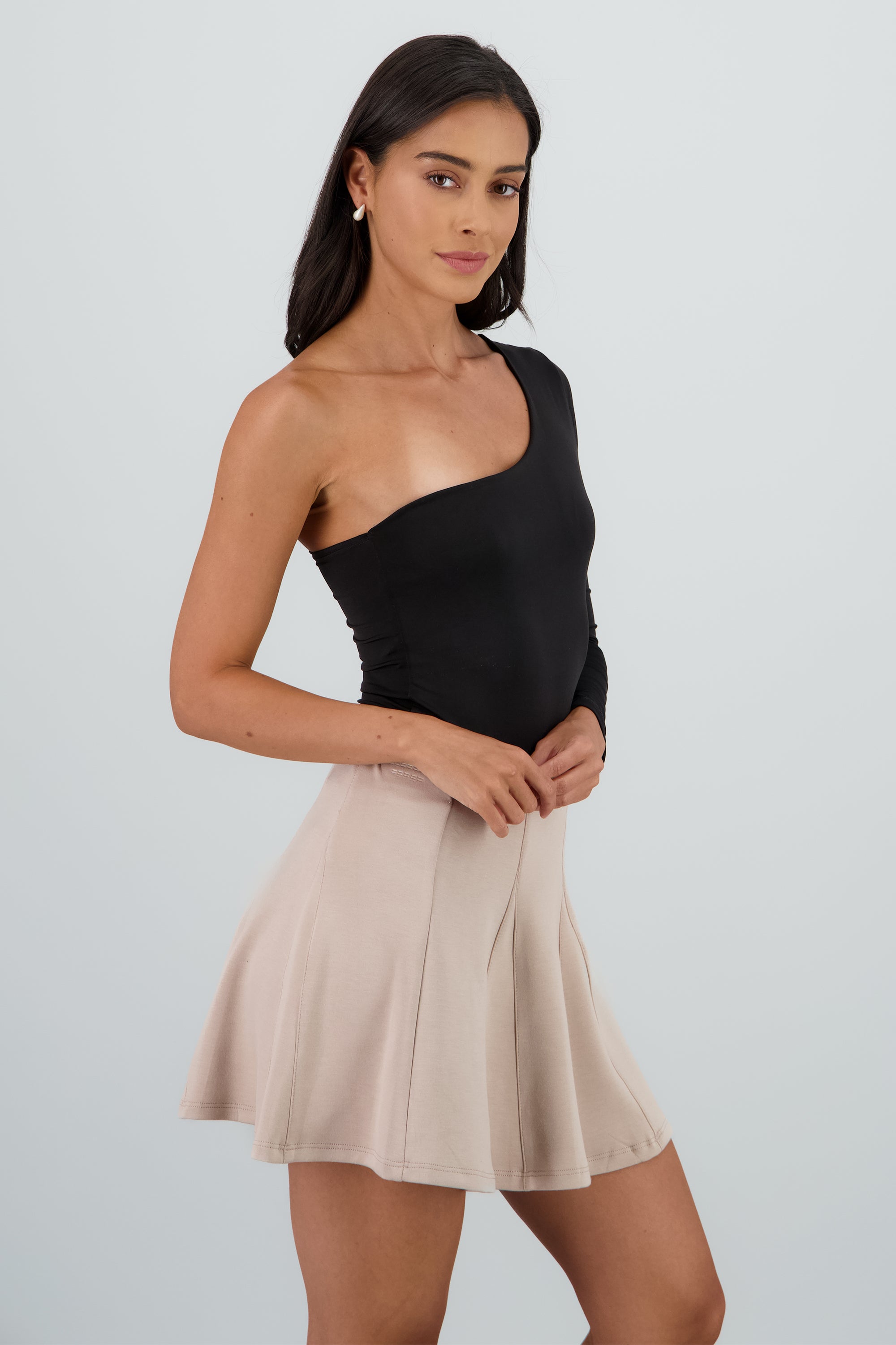 Body asimetrico manga larga NEGRO