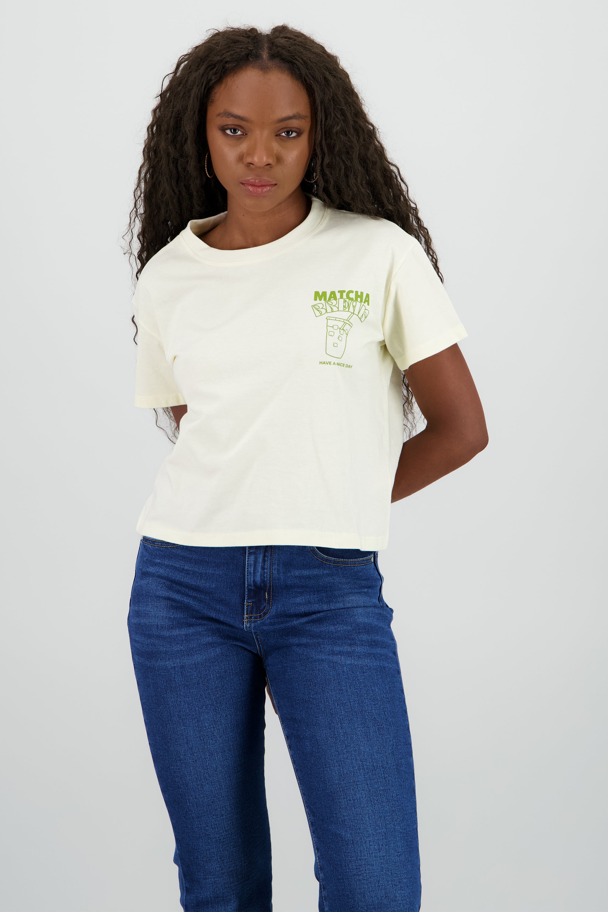 Playera boxy estampado matcha BEIGE