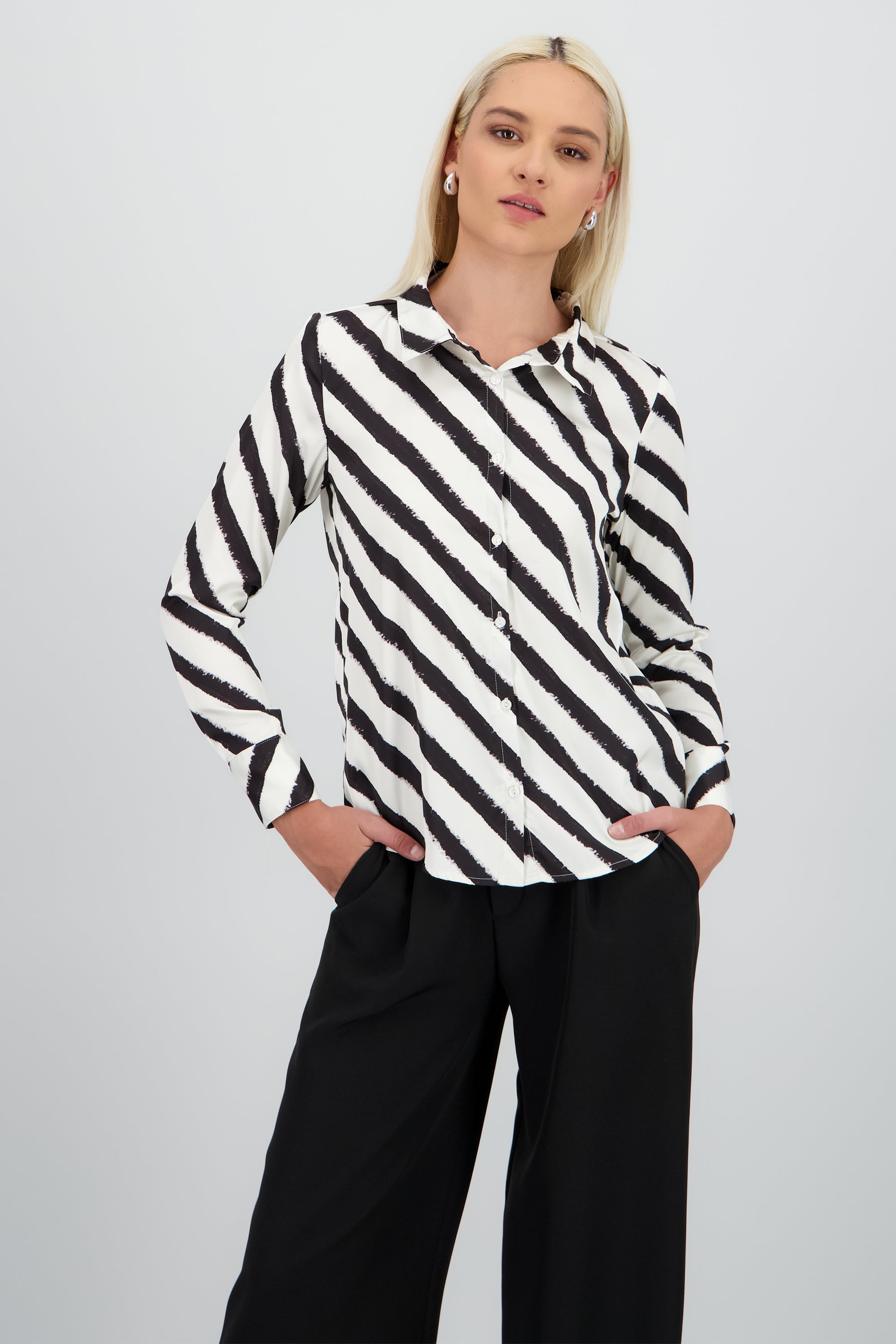 Camisa fluida rayas asimetricas HUESO COMBO