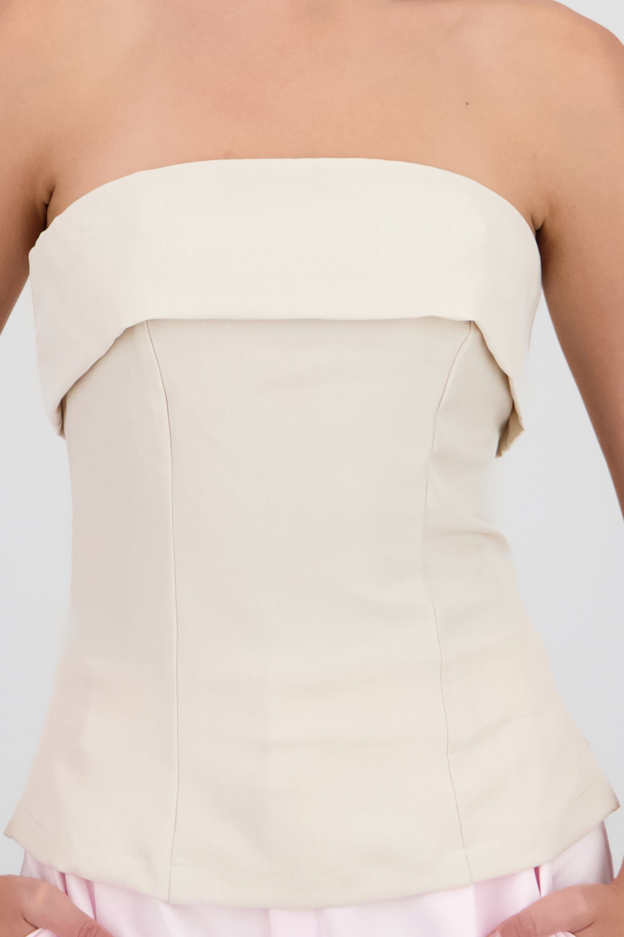 Top tubo sastreado BEIGE