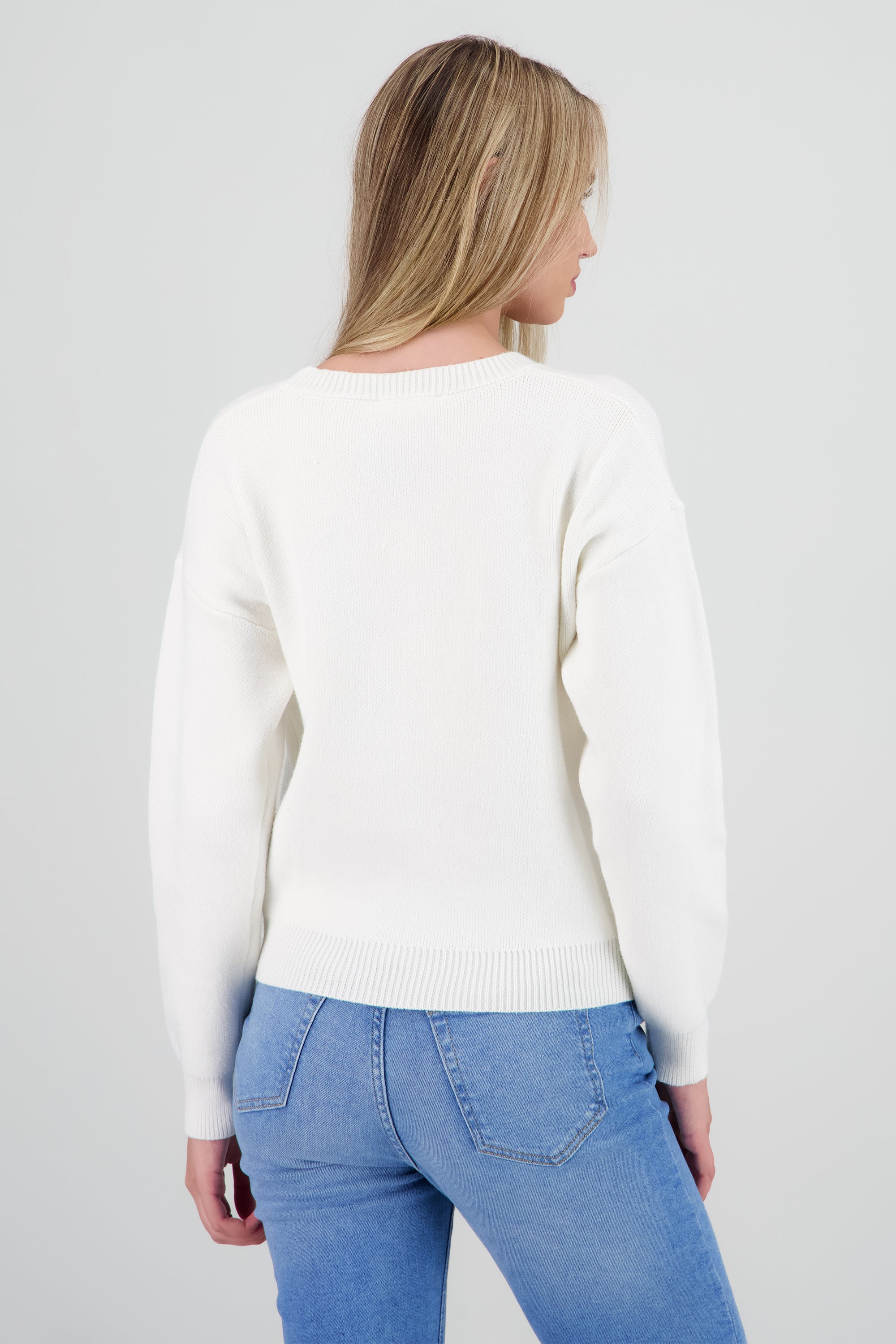 Sueter cascanueces liso HUESO