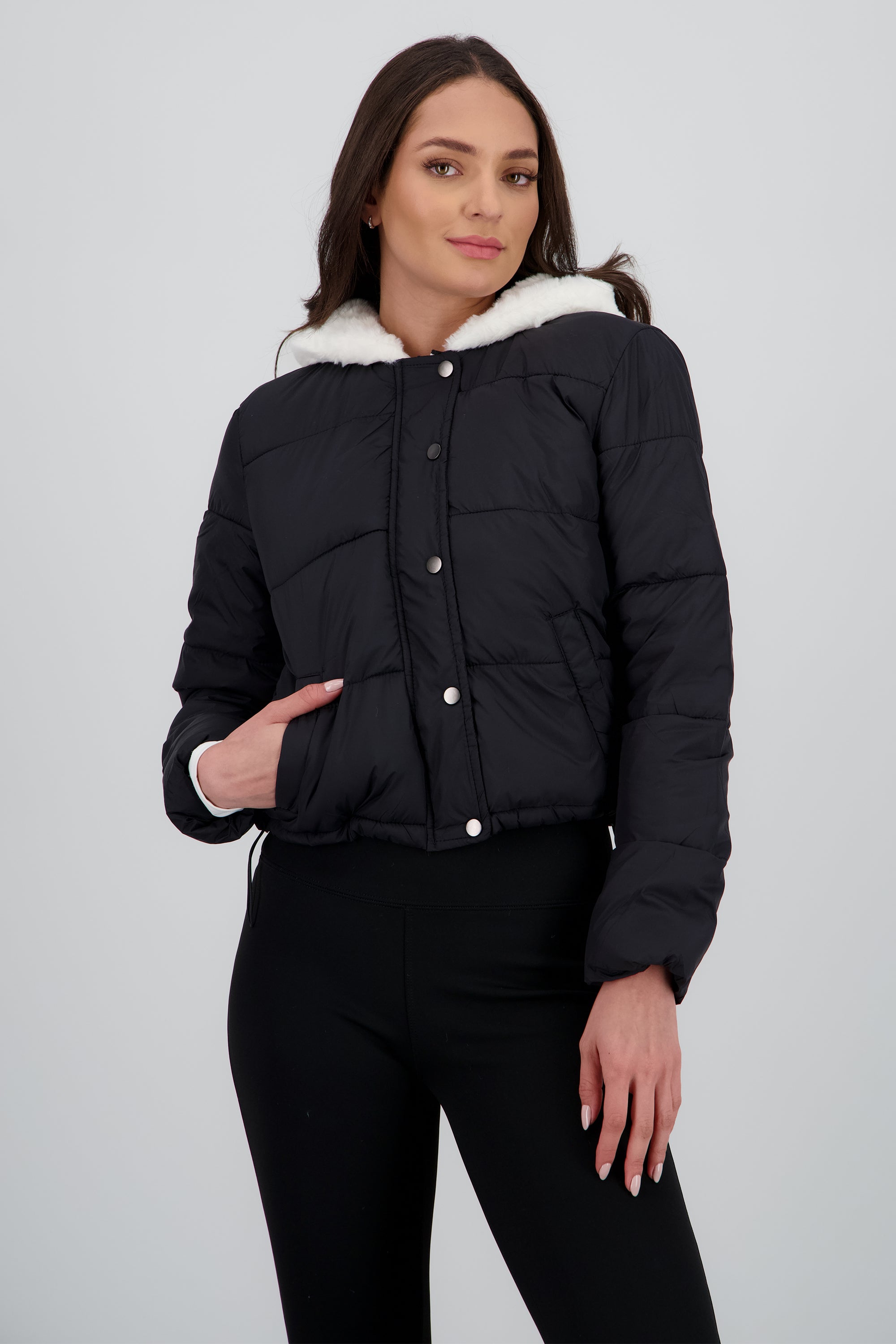 Puffer jacket con gorro peluche NEGRO COMBO