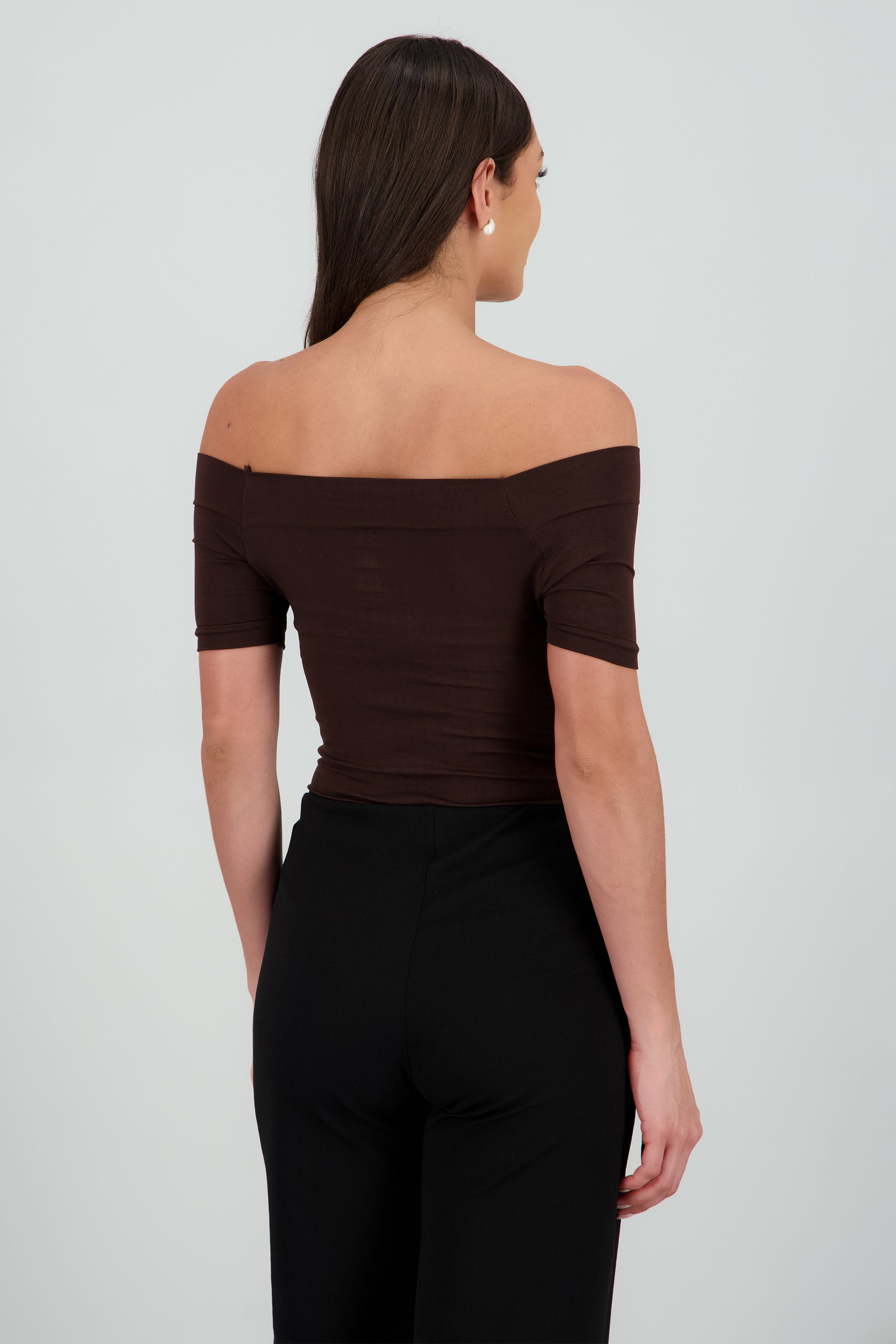 Bodysuit Liso Hombros Descubiertos CHOCOLATE