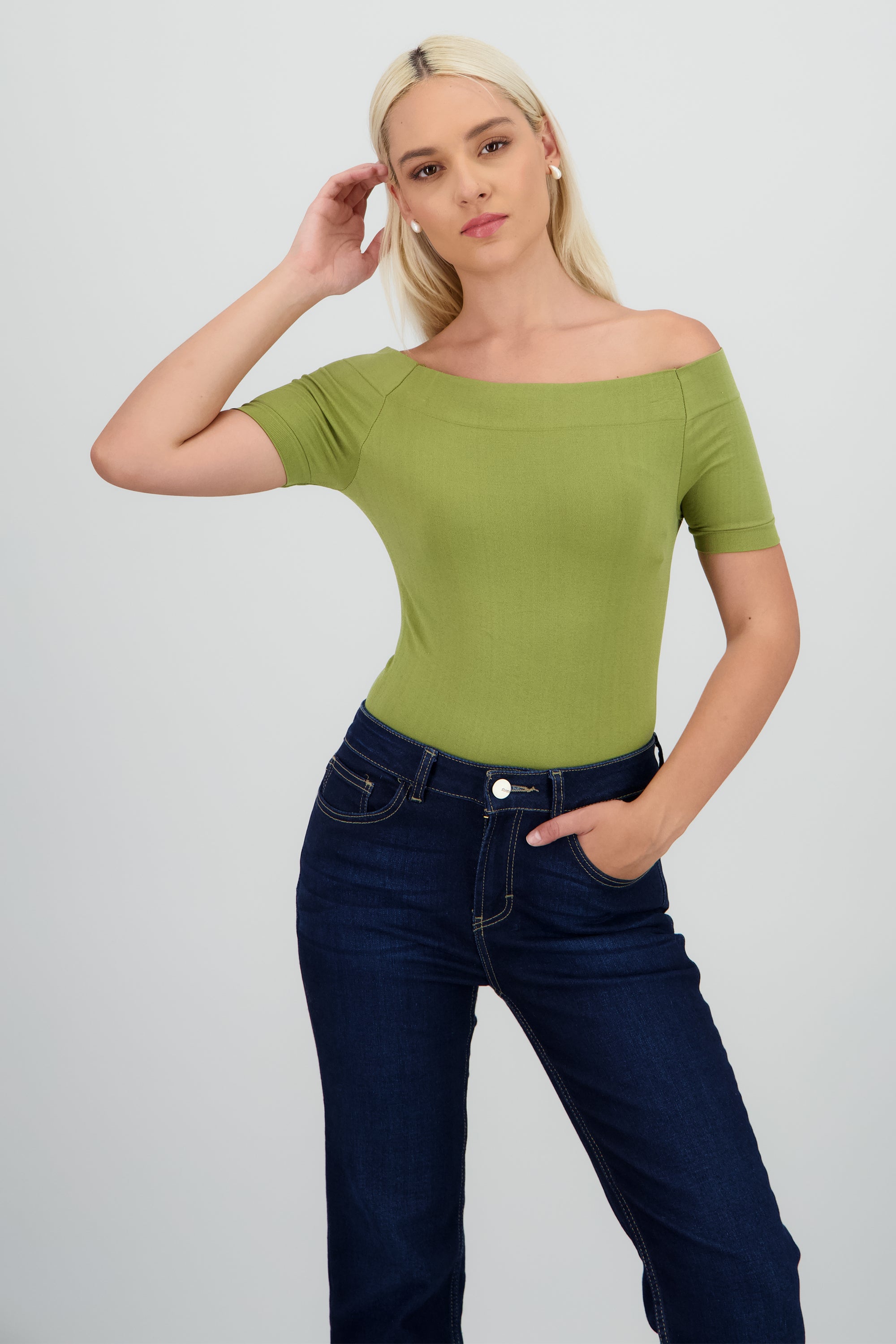 Bodysuit Liso Hombros Descubiertos OLIVO