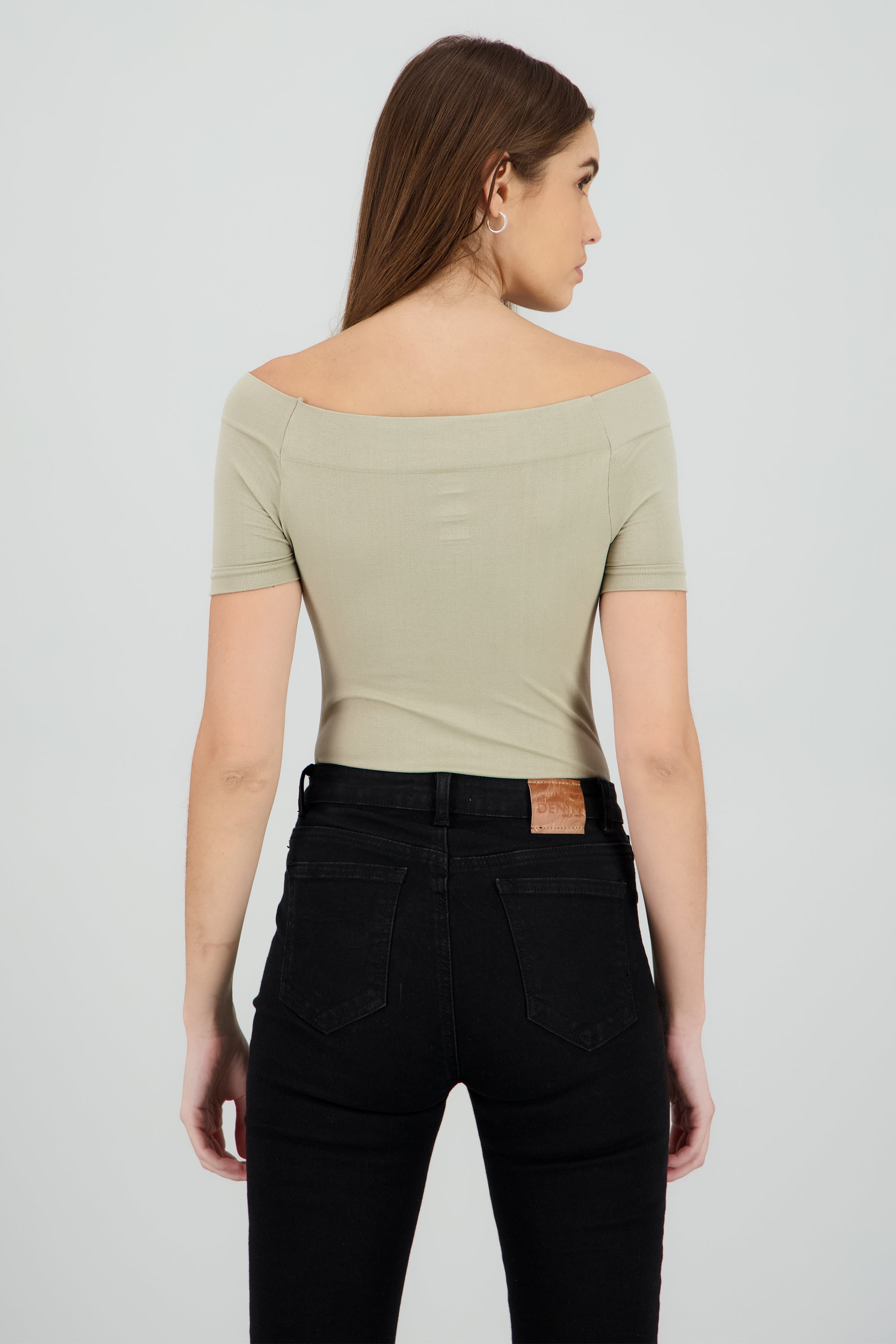 Bodysuit Liso Hombros Descubiertos SAGE