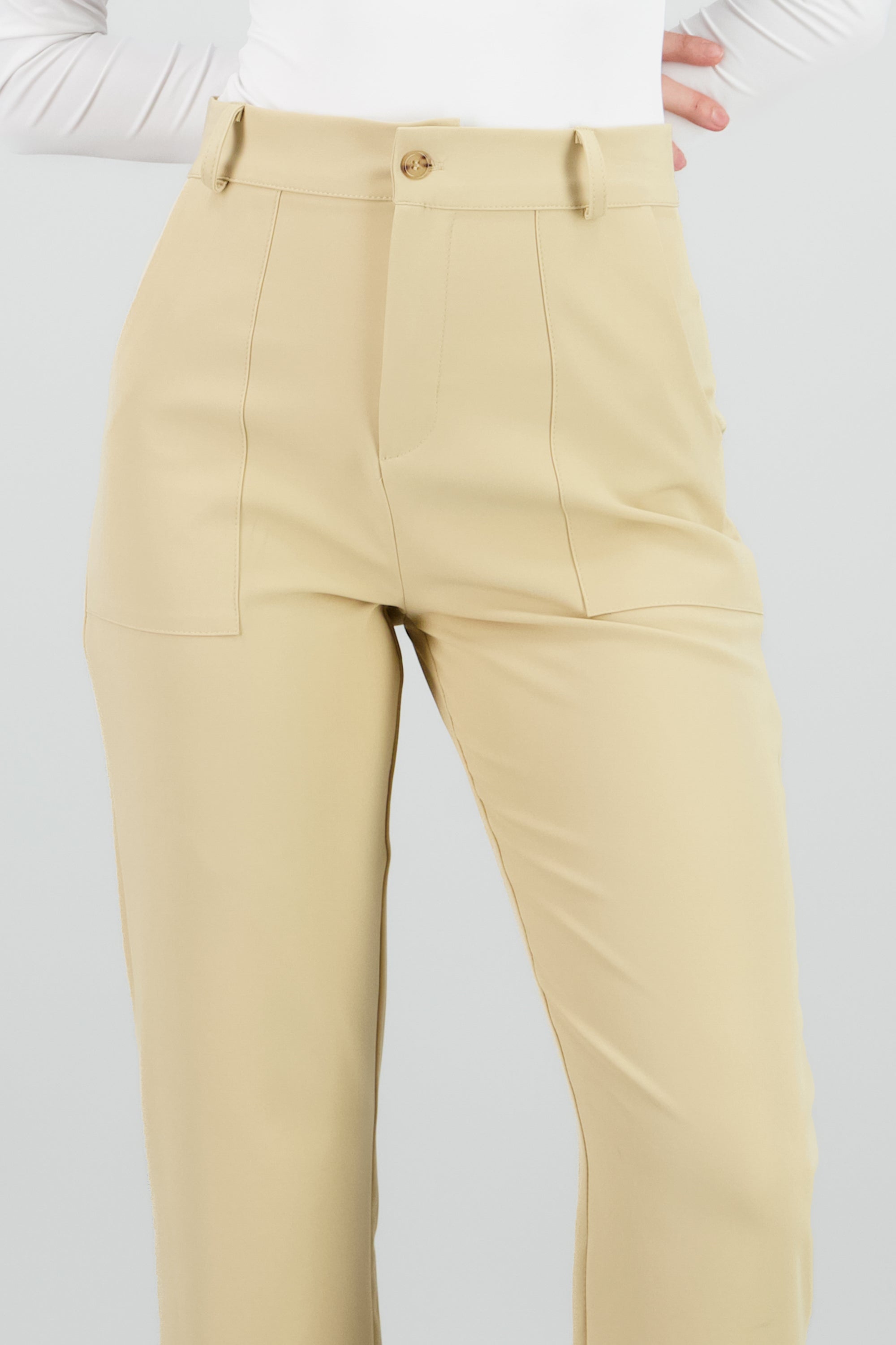 Pantalón Cintura Alta Capri Bolsas ARENA