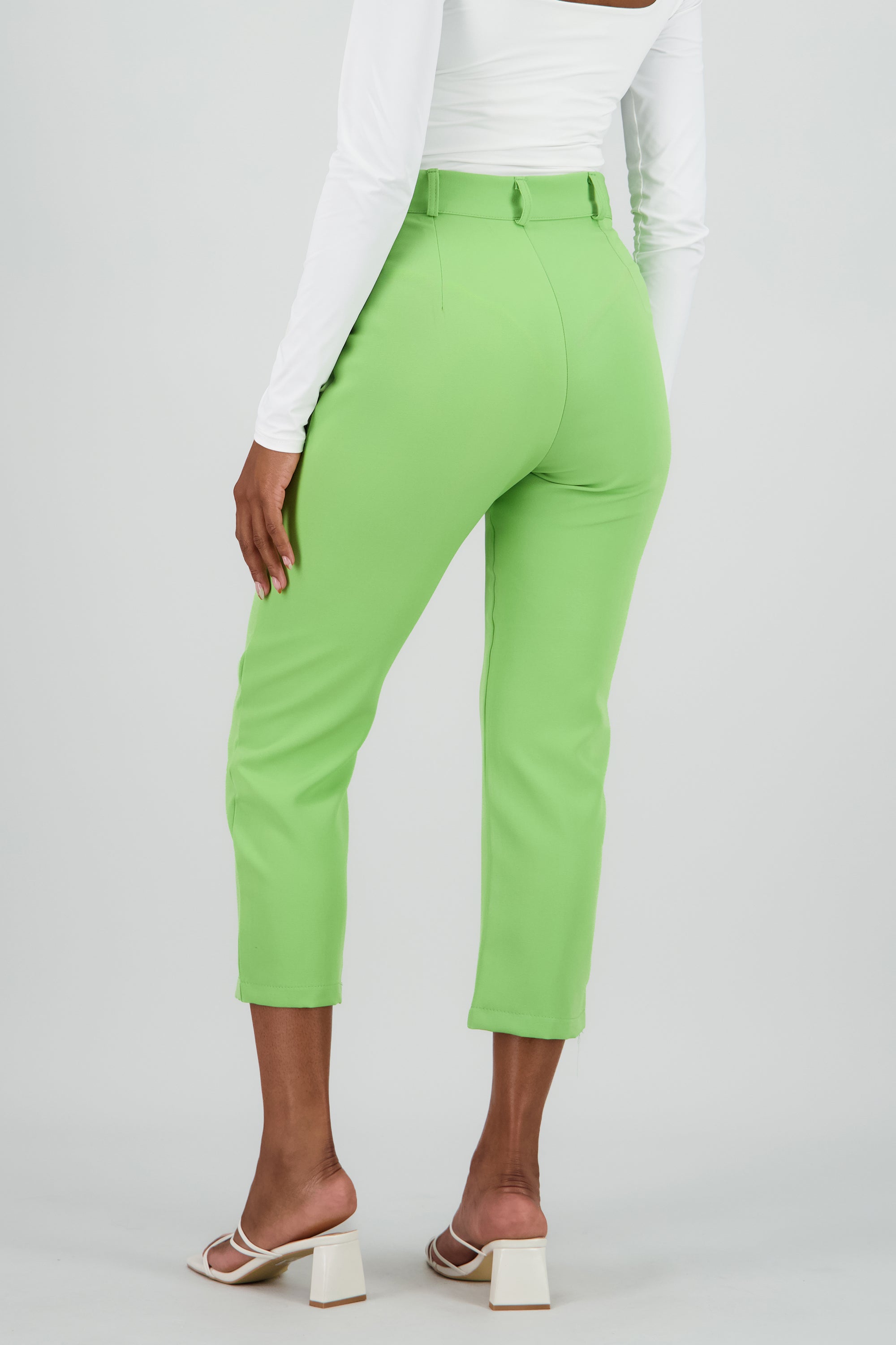Pantalón Cintura Alta Capri Bolsas VERDE BRILLANTE