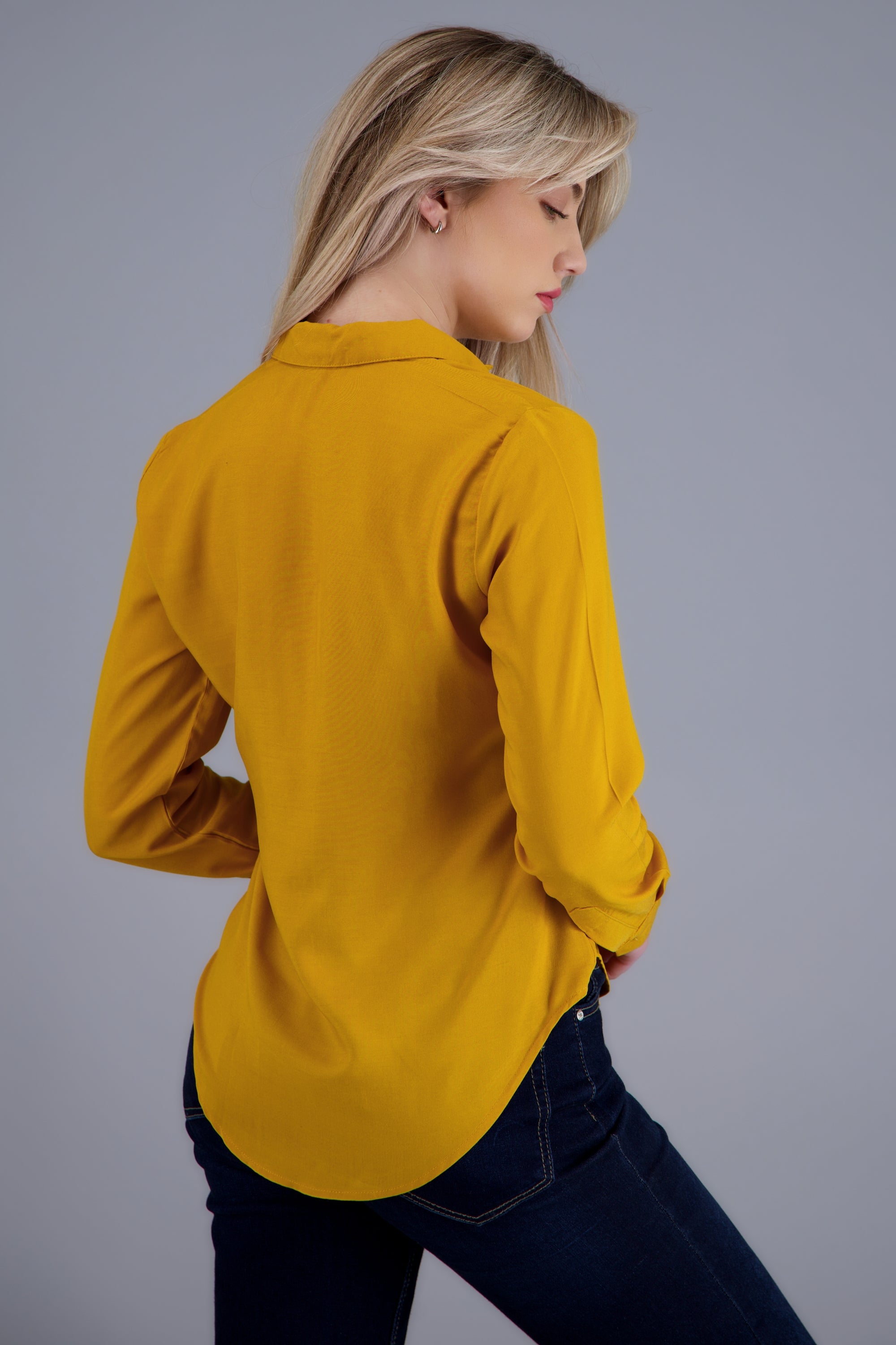 Camisa Manga Larga Lisa MOSTAZA