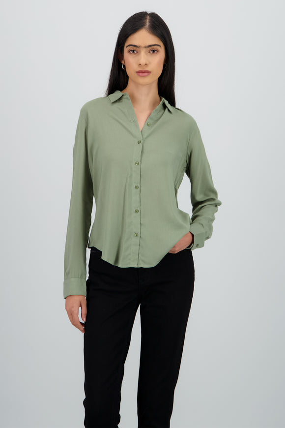 GREEN