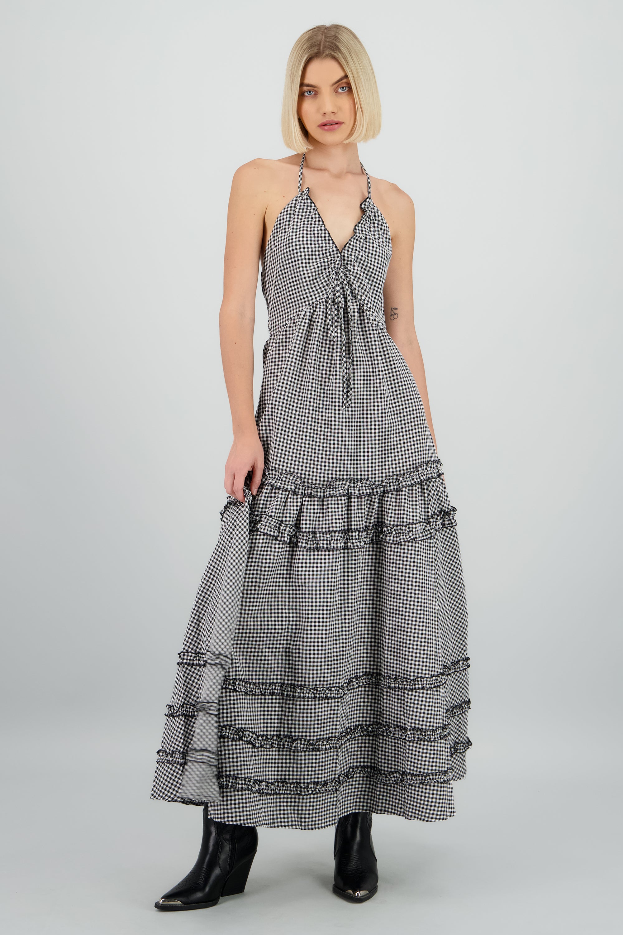 Maxi vestido escote halter cuadros NEGRO BLANCO